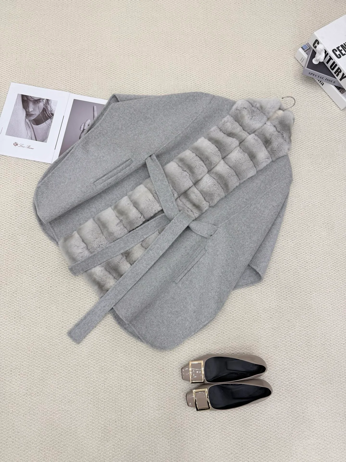 Пальто Женские Loro Piana 18015987