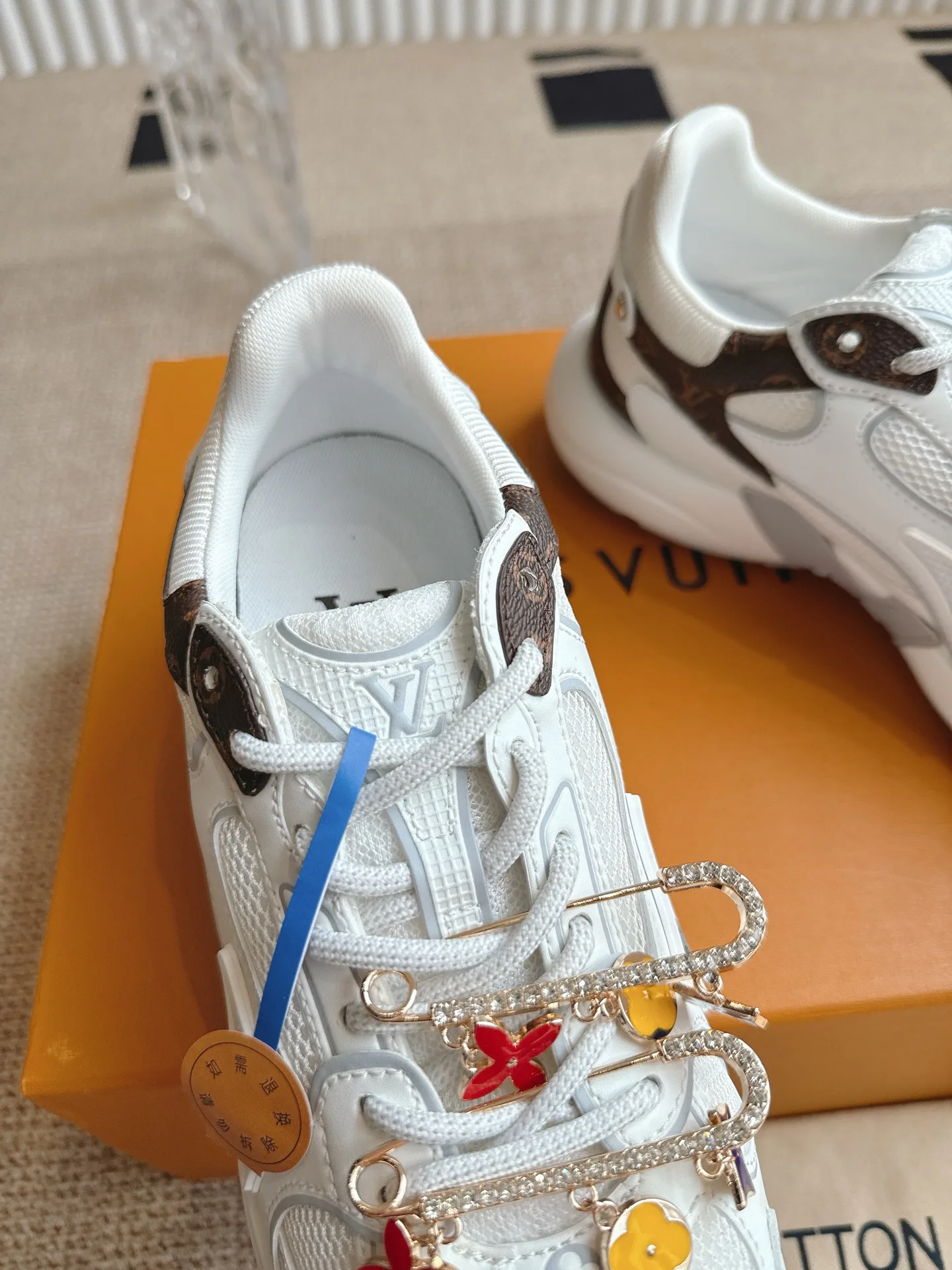 Кроссовки Женские Louis Vuitton 13351299