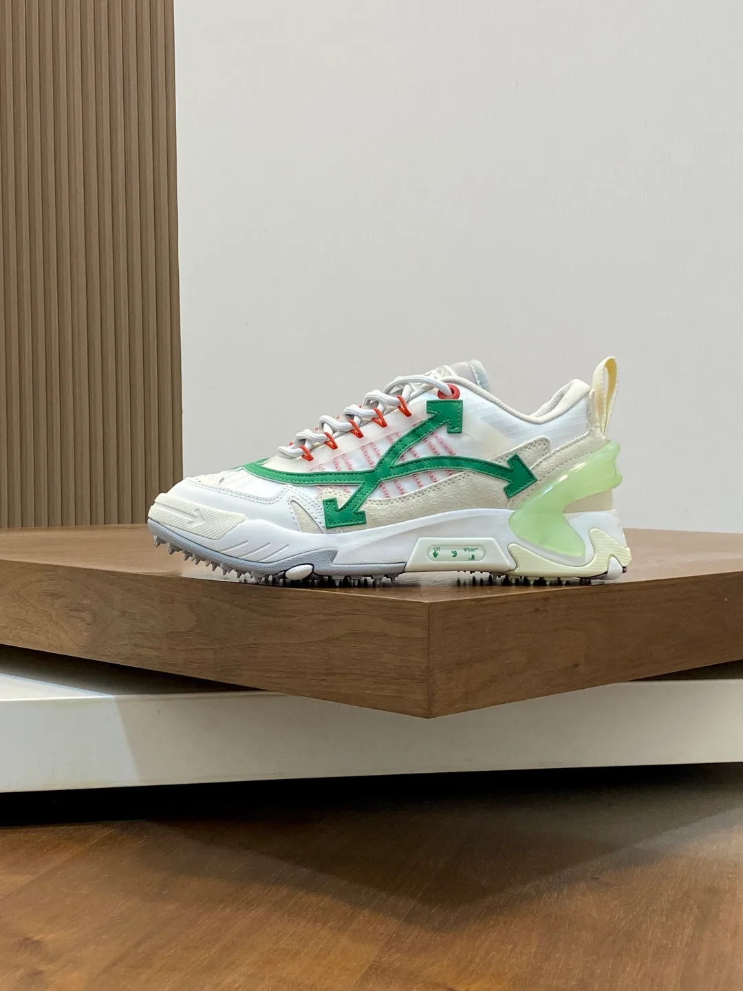 Кроссовки Женские Off-White 12621286