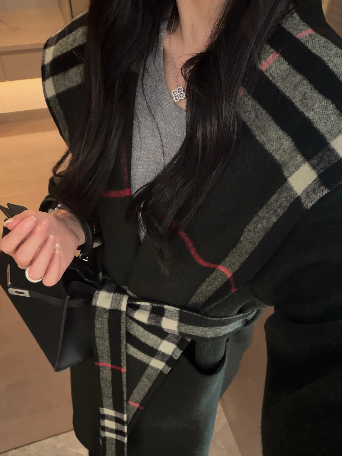Пальто Женские Burberry 18334434