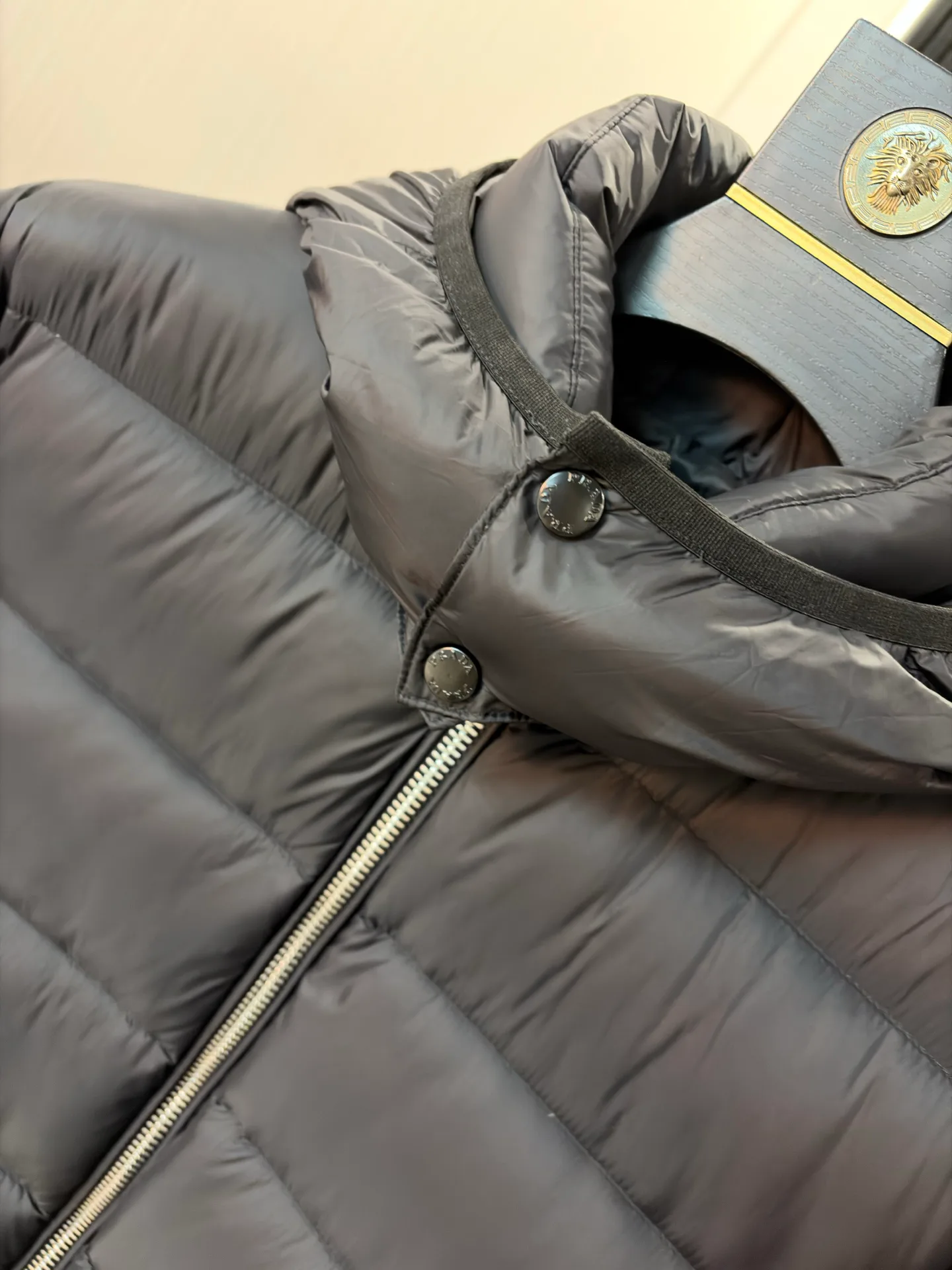 Куртки И Пуховики Женские Prada 18391743