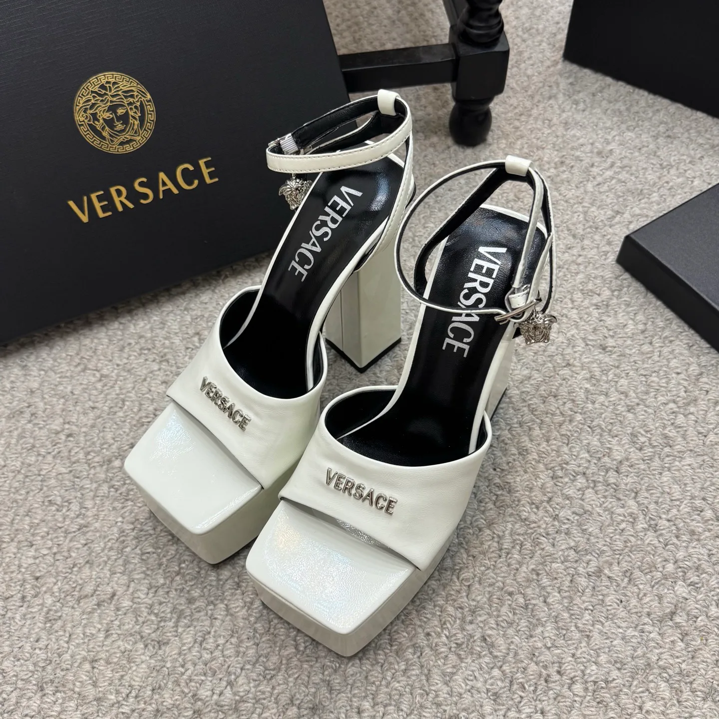 Босоножки Женские Versace 204656