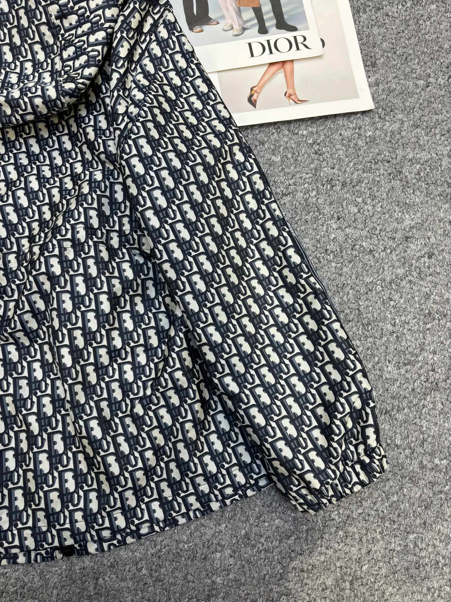 Куртки И Пуховики Женские Christian Dior 18362978