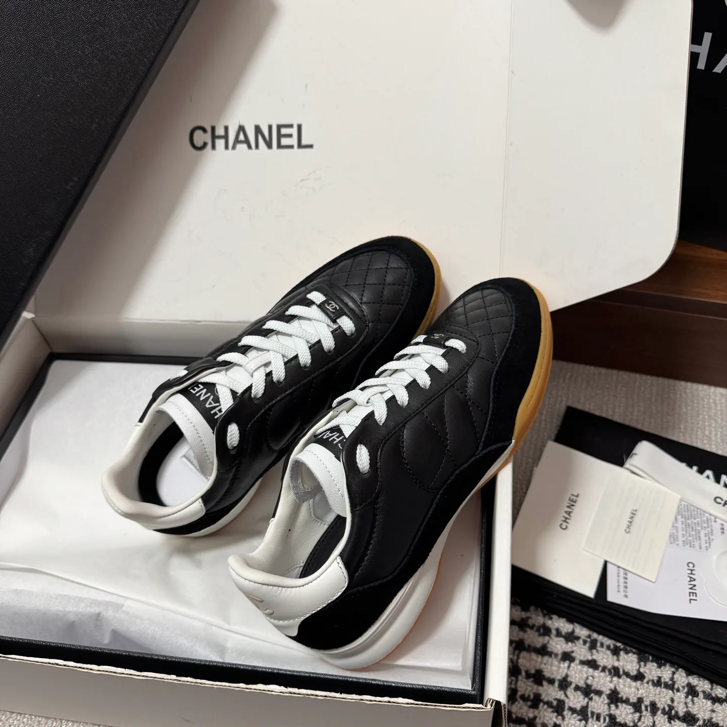 Кроссовки Женские Chanel 5632939