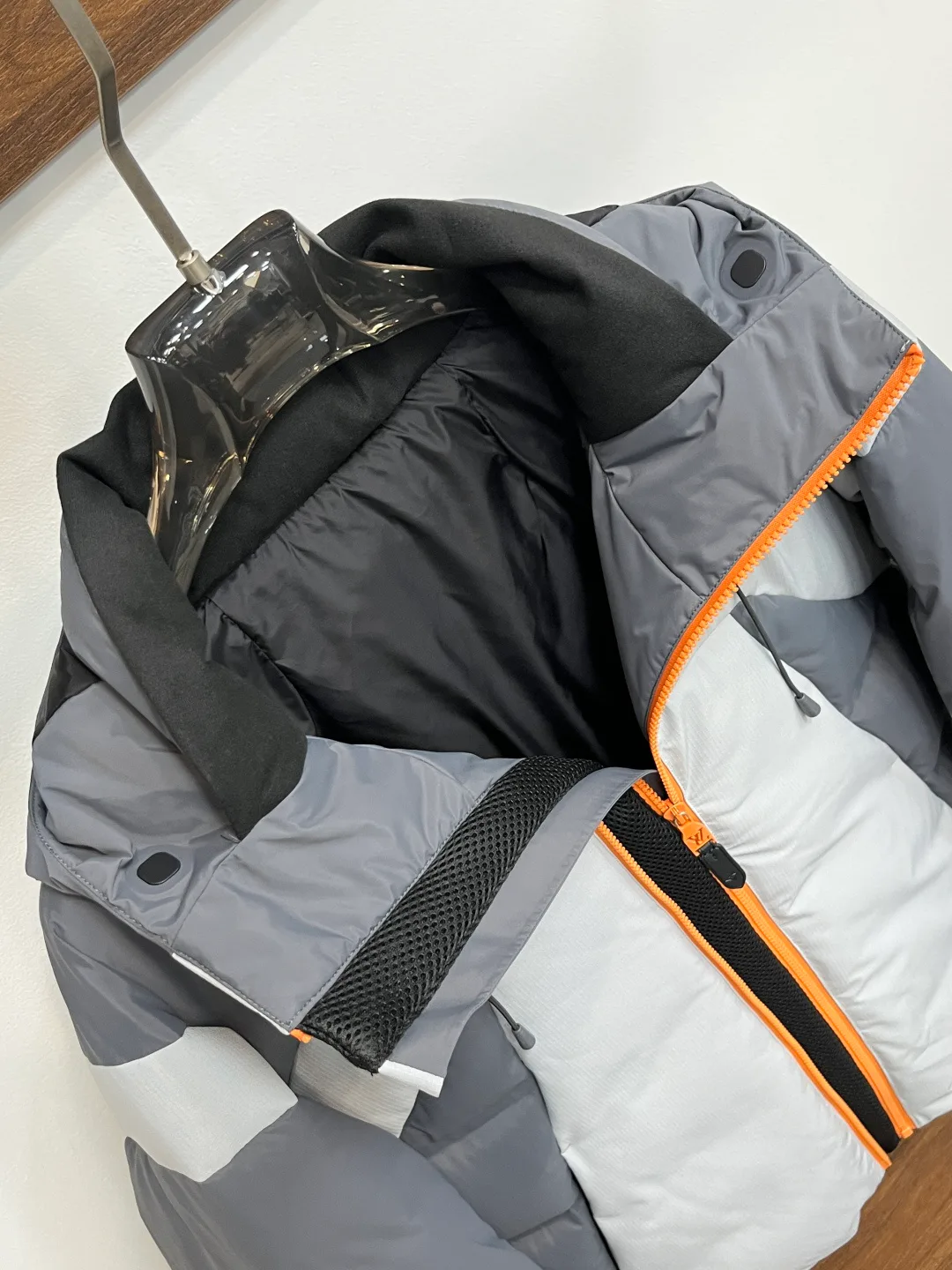 Куртки И Пуховики Мужские Louis Vuitton 384037