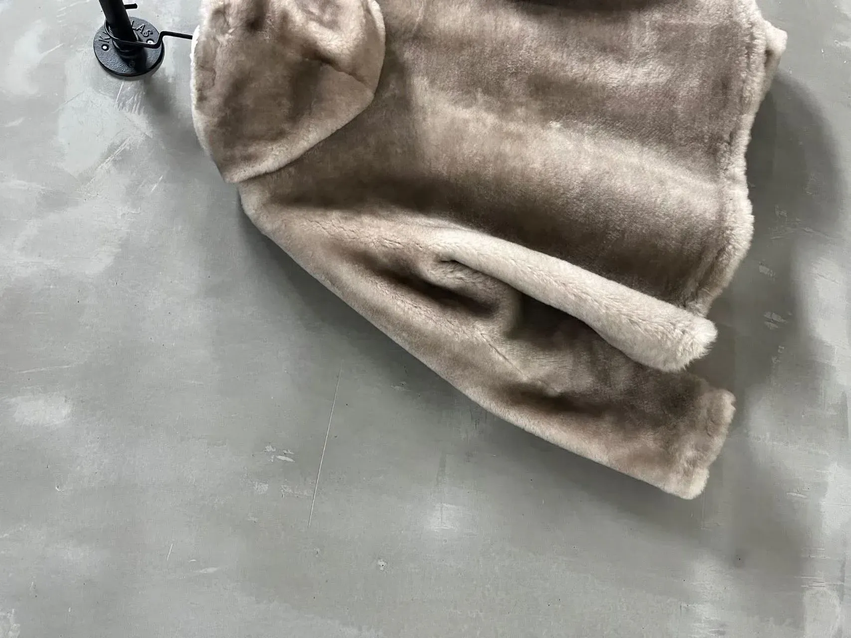 Кожаные Куртки И Дублёнки Женские Loewe 258988