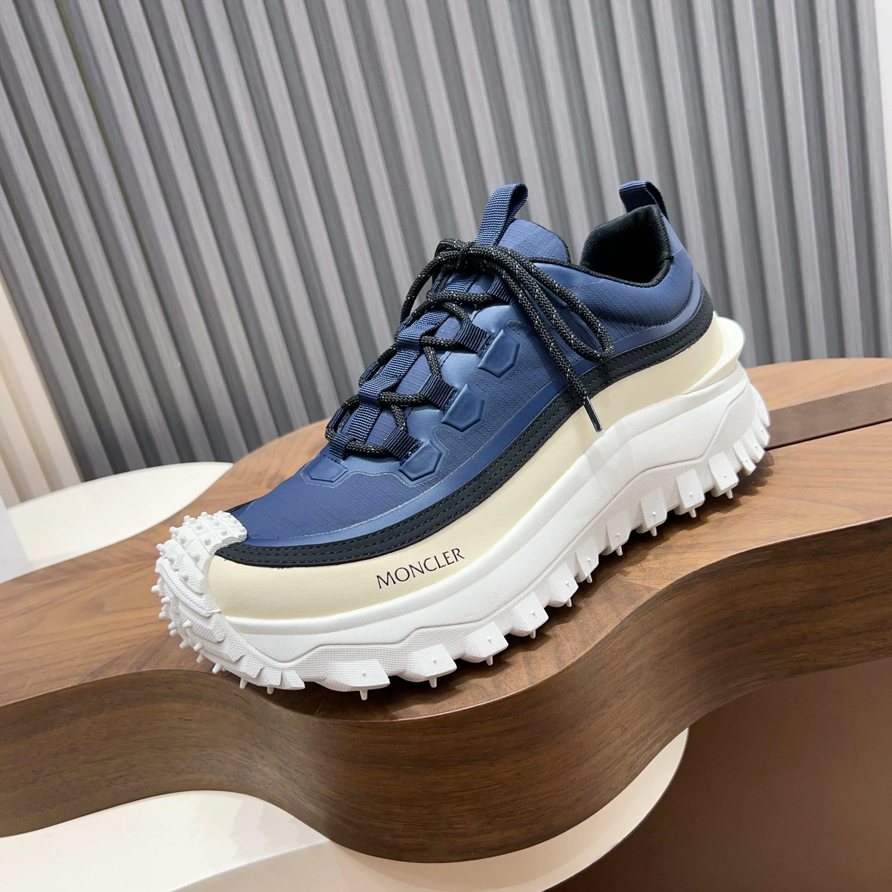 Кроссовки Мужские Moncler 18116761