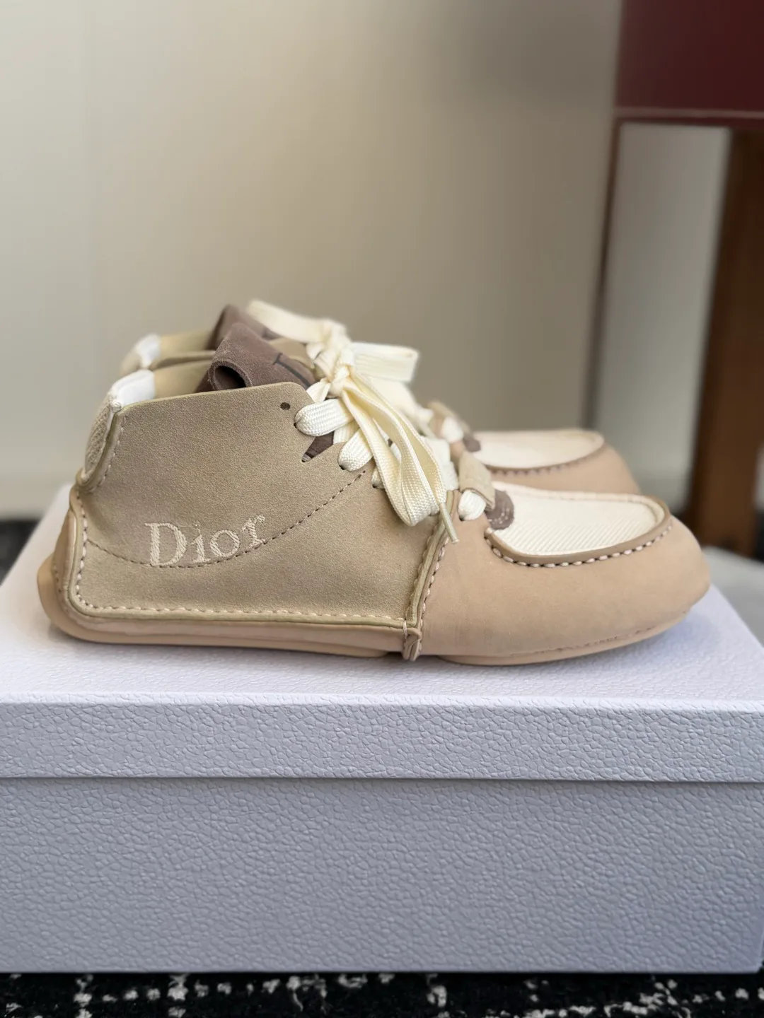 Кроссовки Женские Christian Dior 18447934