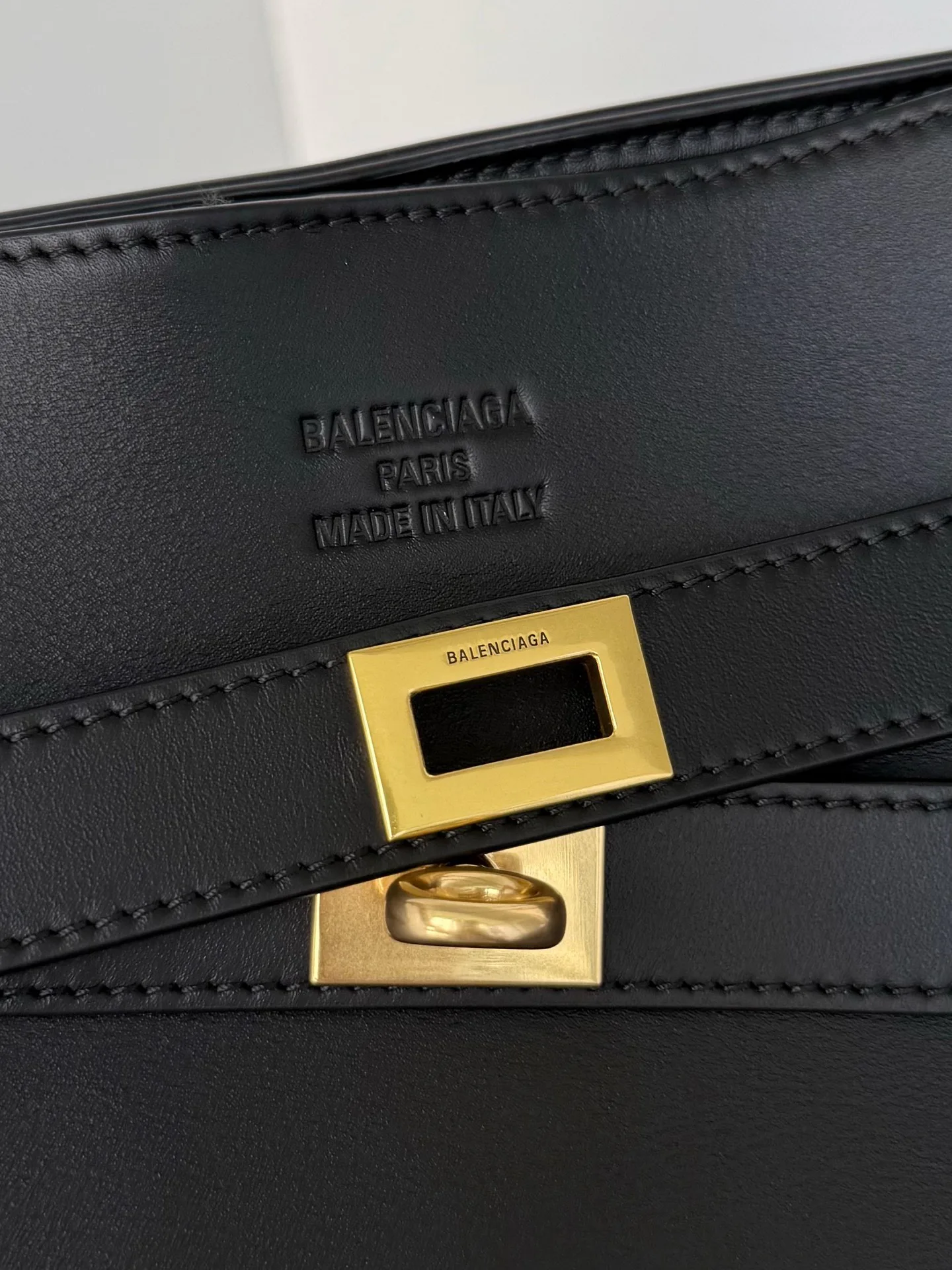Классические Сумки Женские Balenciaga 11451447
