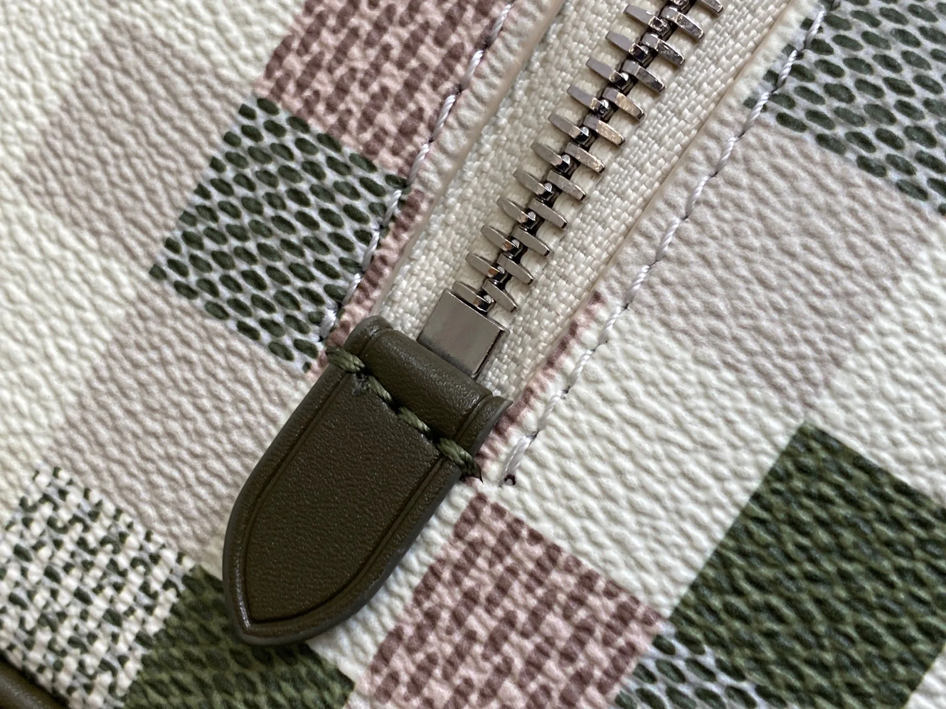 Клатчи Женские Louis Vuitton 10984