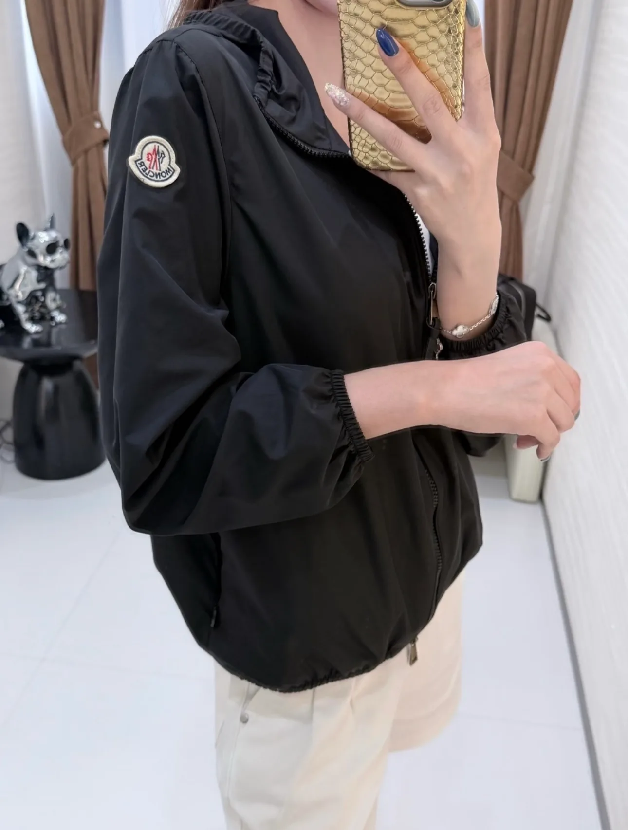 Куртки И Пуховики Женские Moncler 17288107
