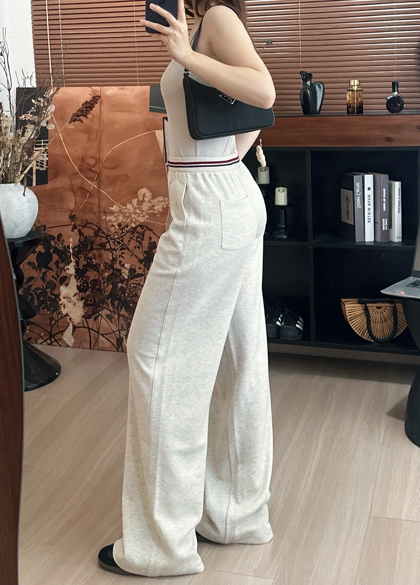 Брюки Женские Prada 18473772