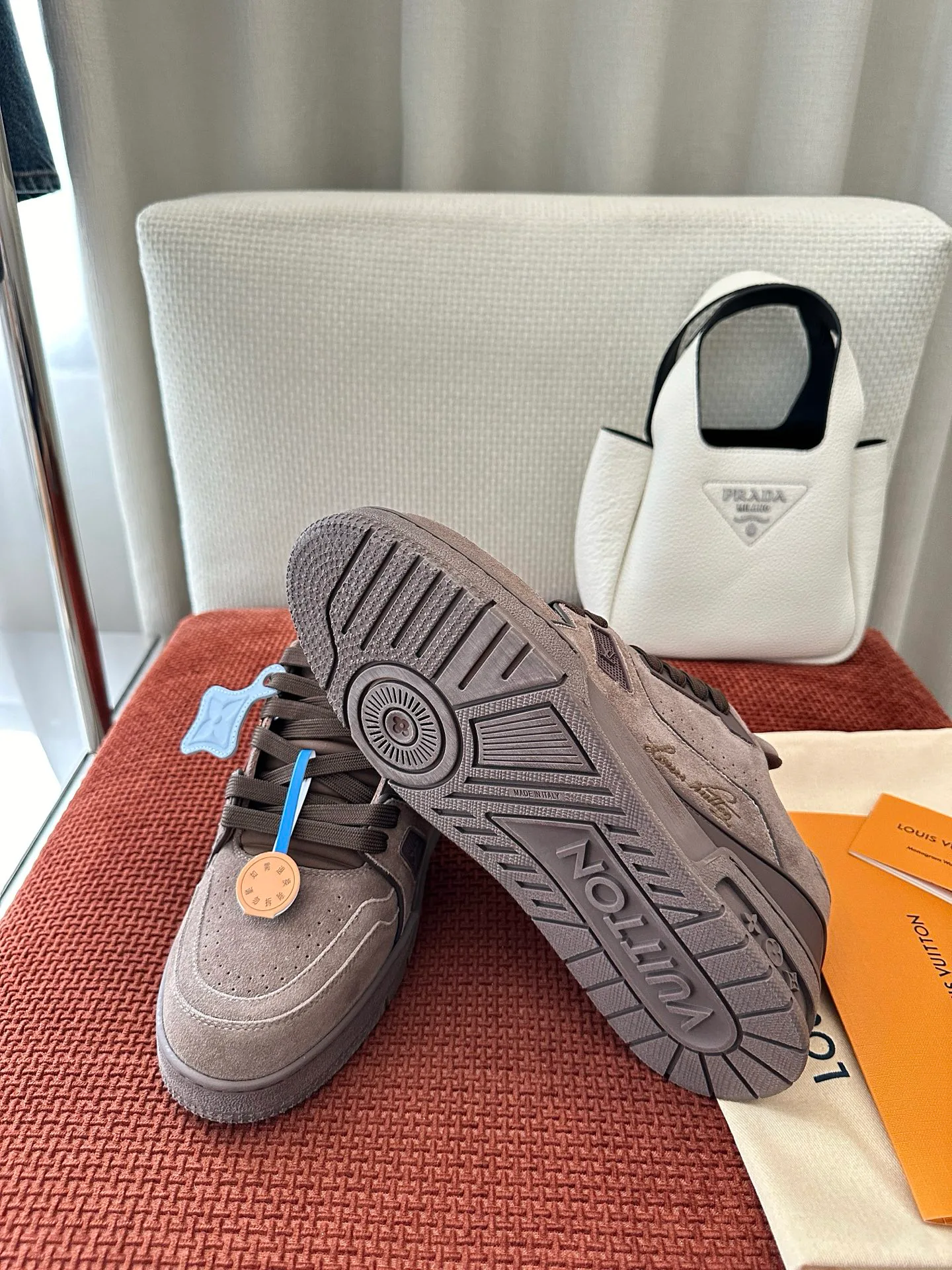 Кроссовки Мужские Louis Vuitton 17449379