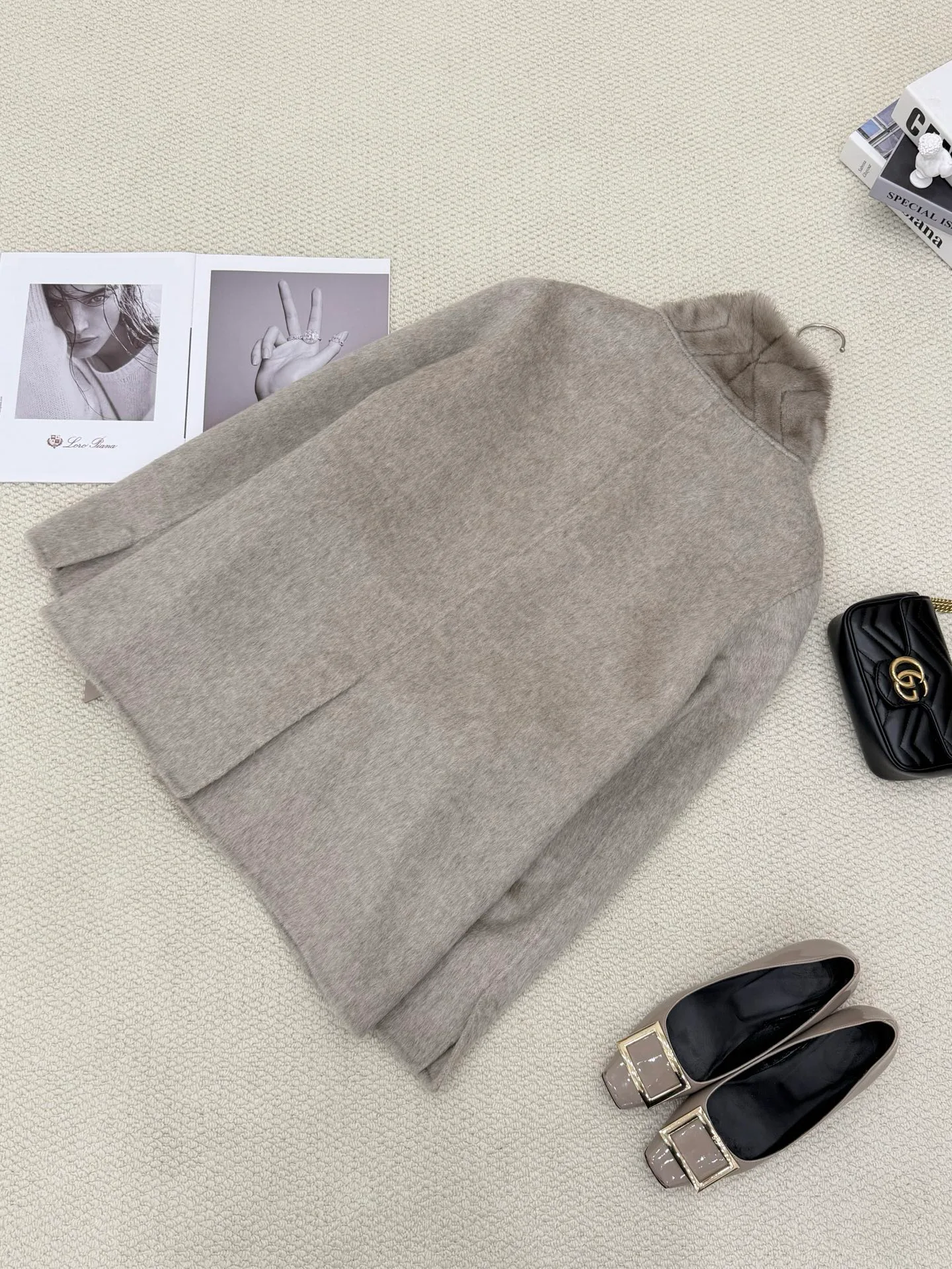 Пальто Женские Loro Piana 17917433