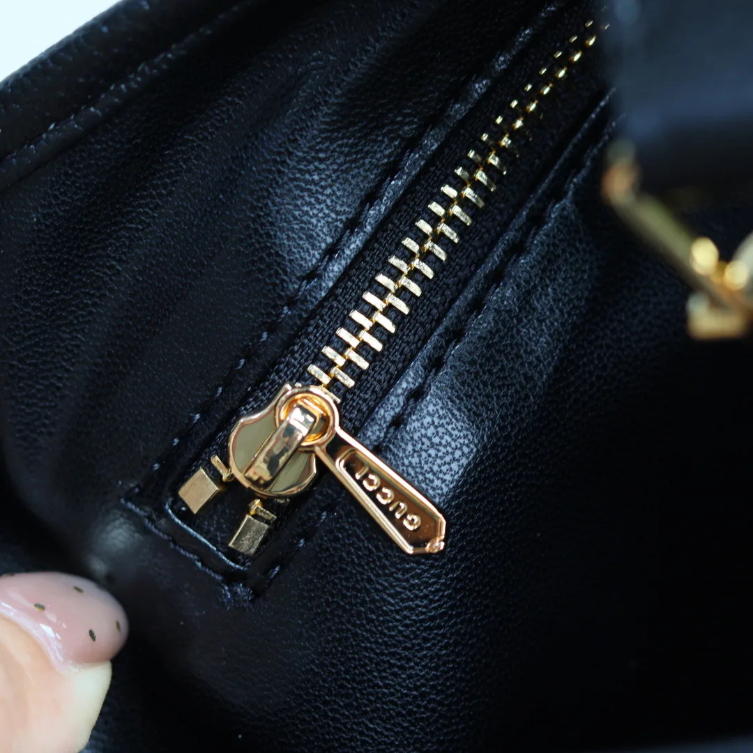 Классические Сумки Женские Gucci 12960227