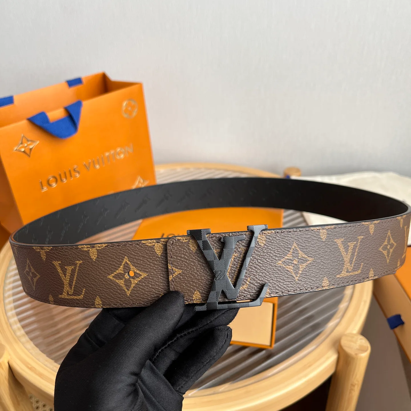 Ремни Louis Vuitton 10399061