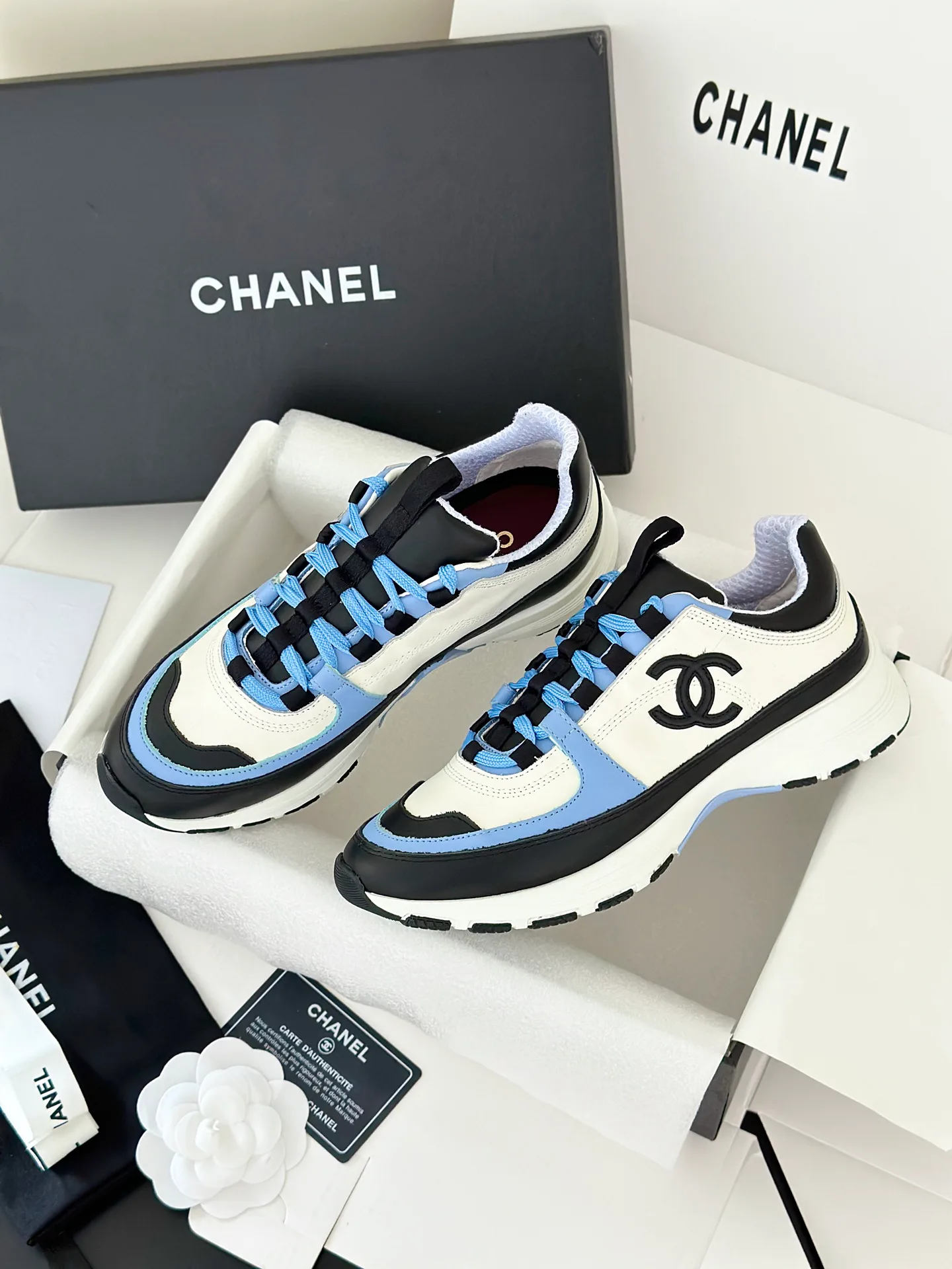 Кроссовки Женские Chanel 18764953