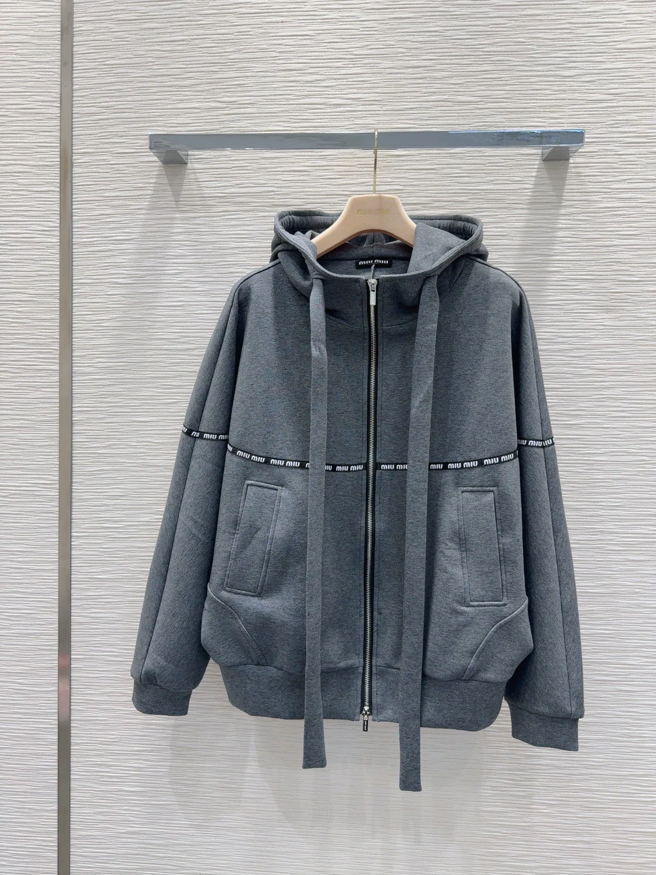 Куртки И Пуховики Женские Miu Miu 863393