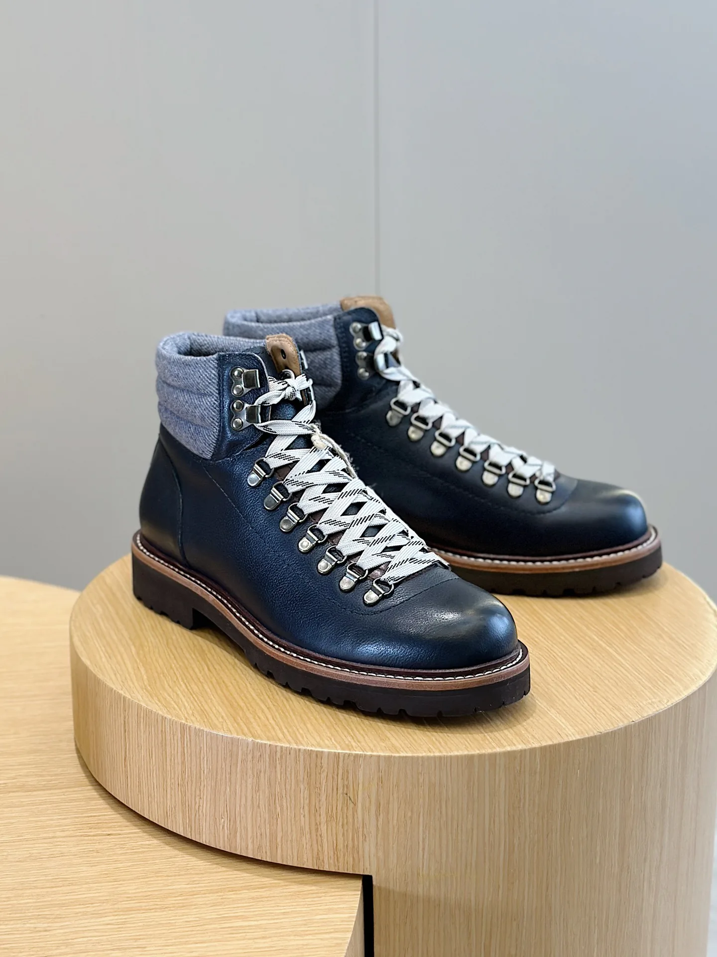 Ботинки Мужские Brunello Cucinelli 19212589