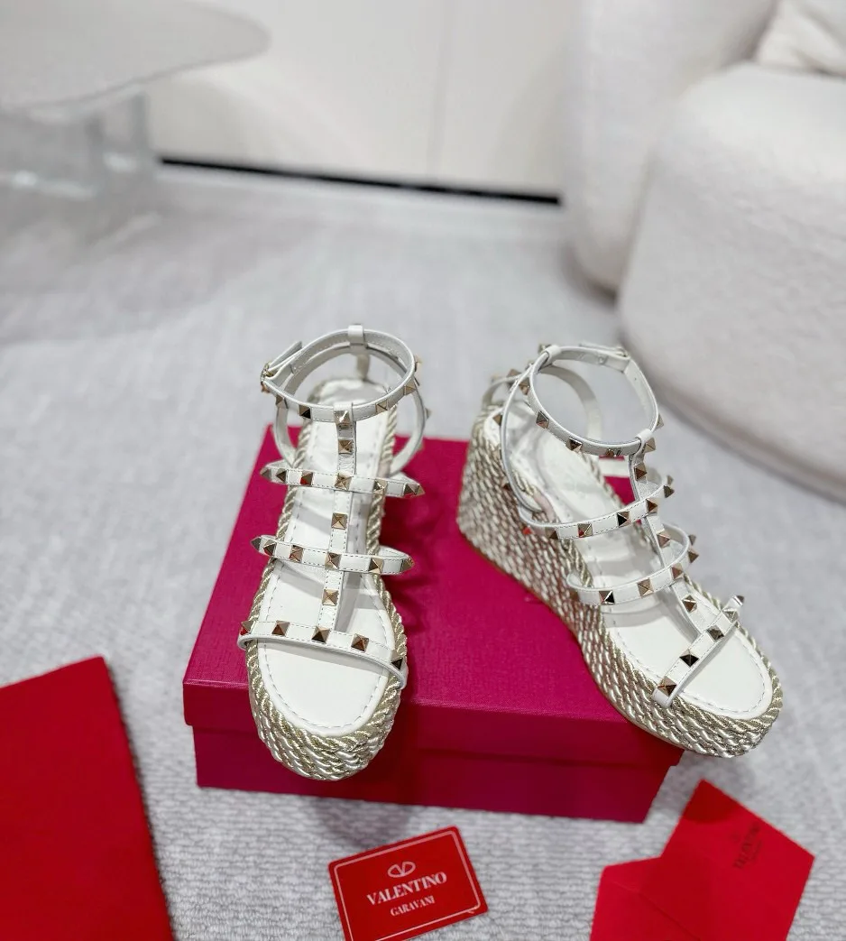 Босоножки Женские Valentino 30737