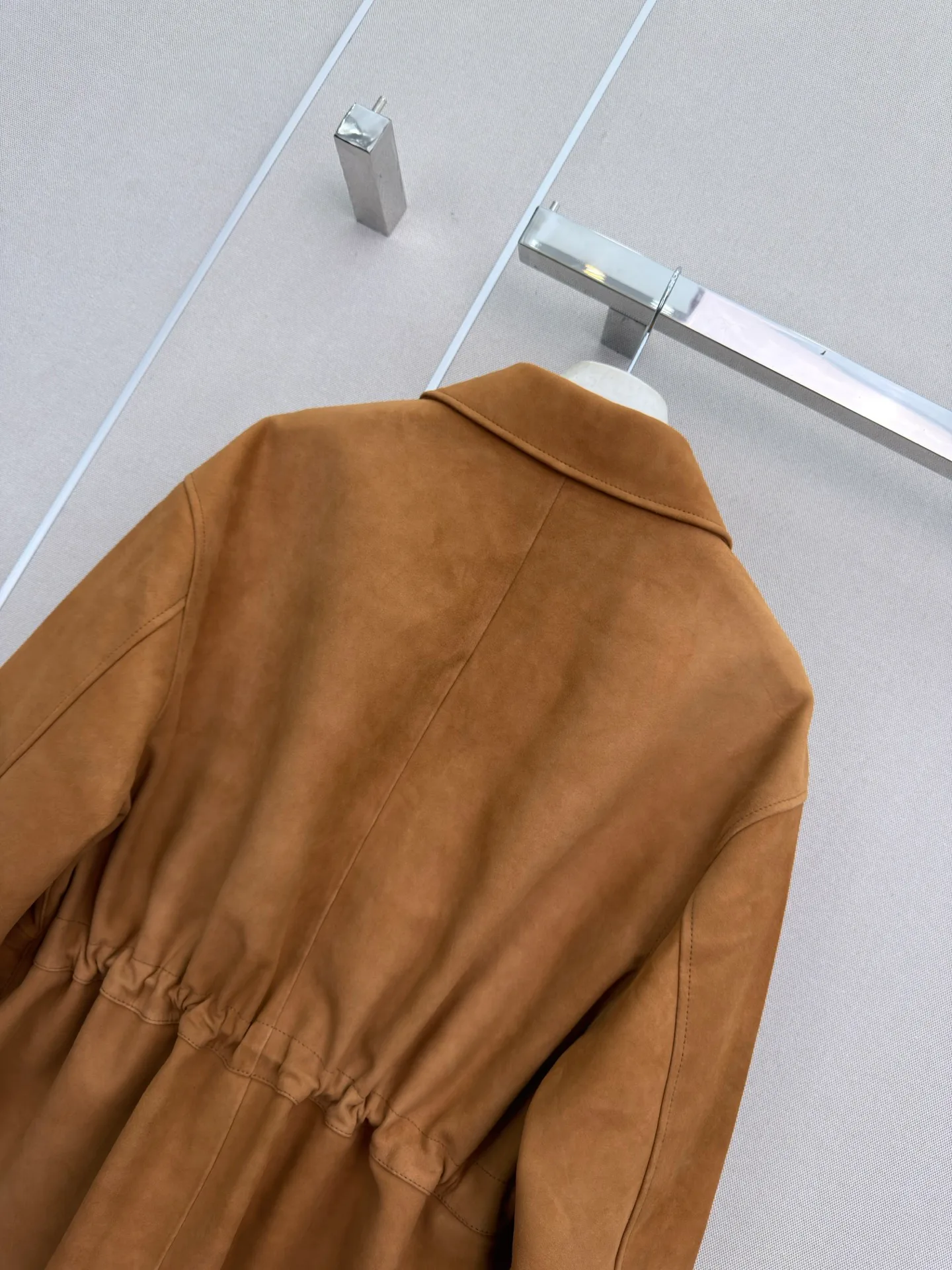 Кожаные Куртки И Дублёнки Женские Loewe 18586991