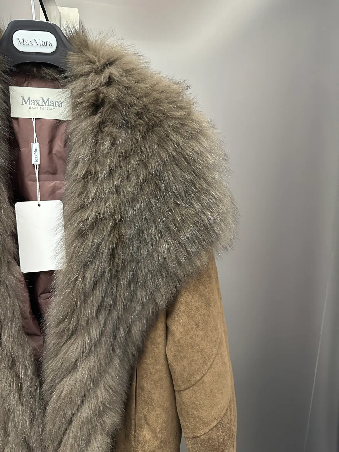 Куртки И Пуховики Женские Max Mara 18702435
