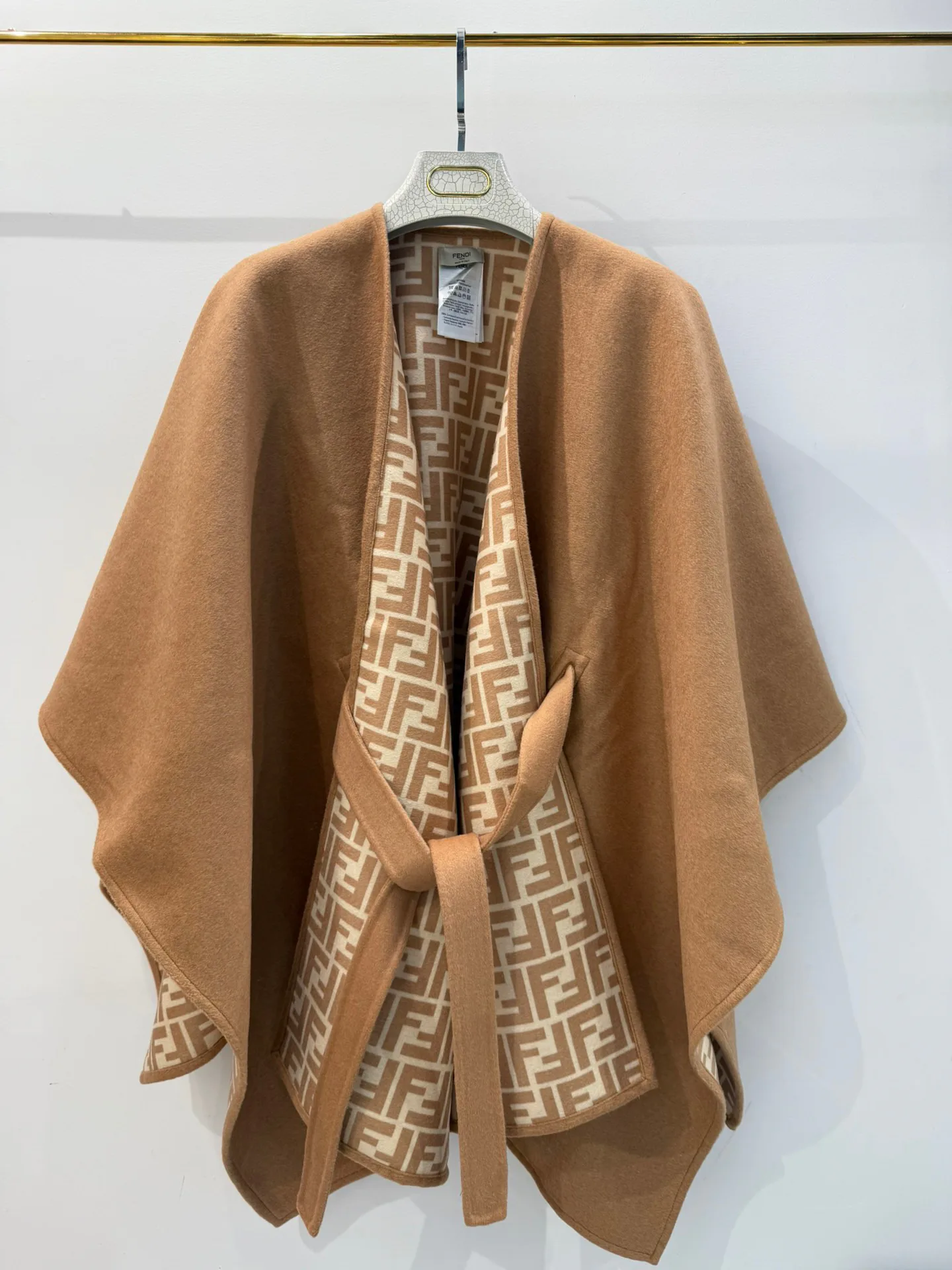Пальто Женские Fendi 18374546