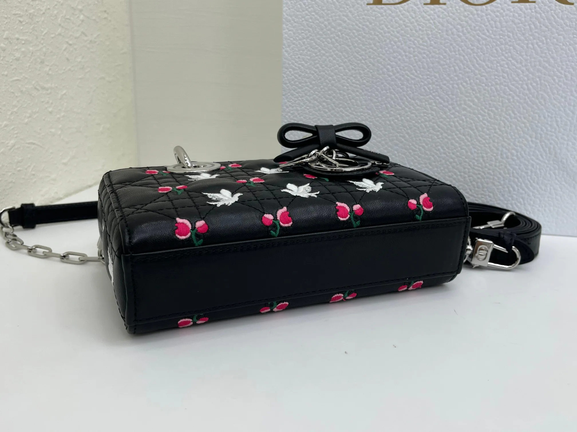 Классические Сумки Женские Christian Dior 17407056