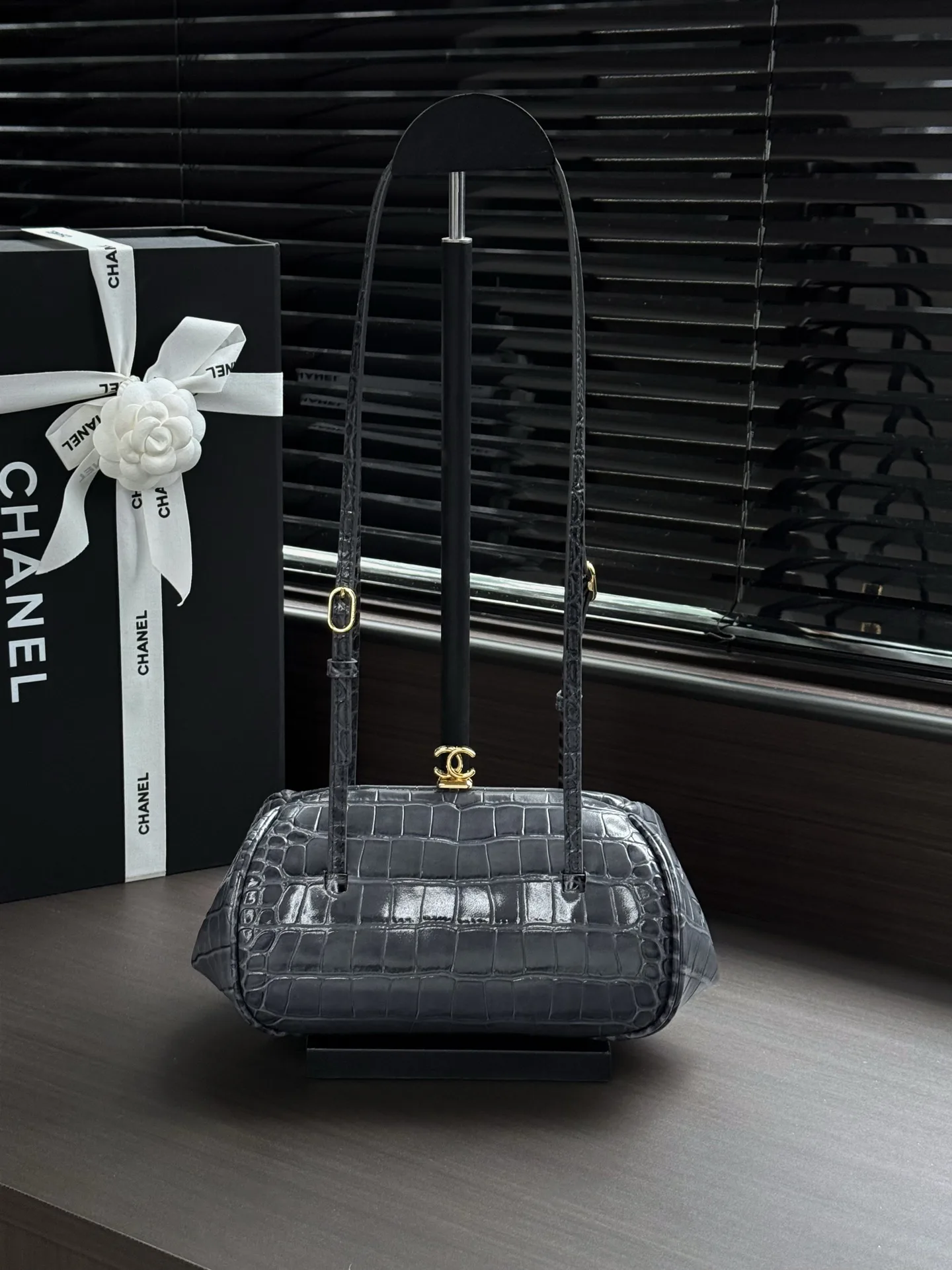 Классические Сумки Женские Chanel 18147225