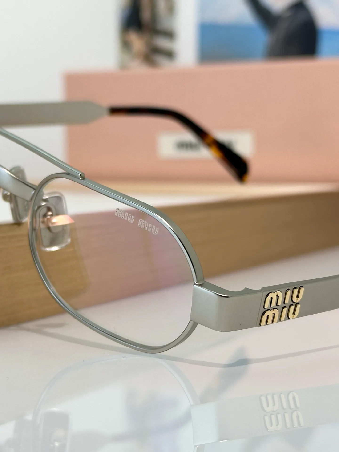 Очки Miu Miu 12959351