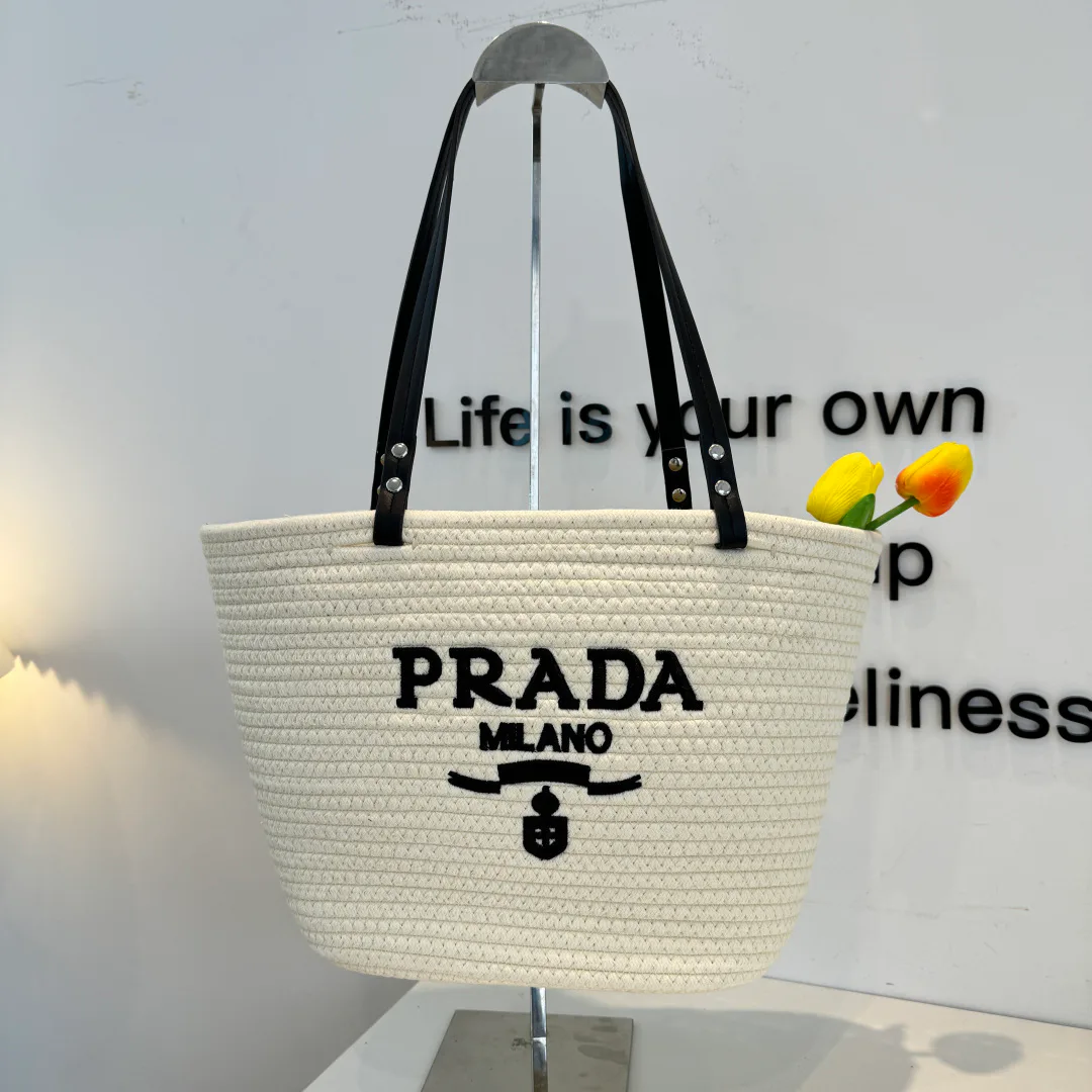Классические Сумки Женские Prada 12765026