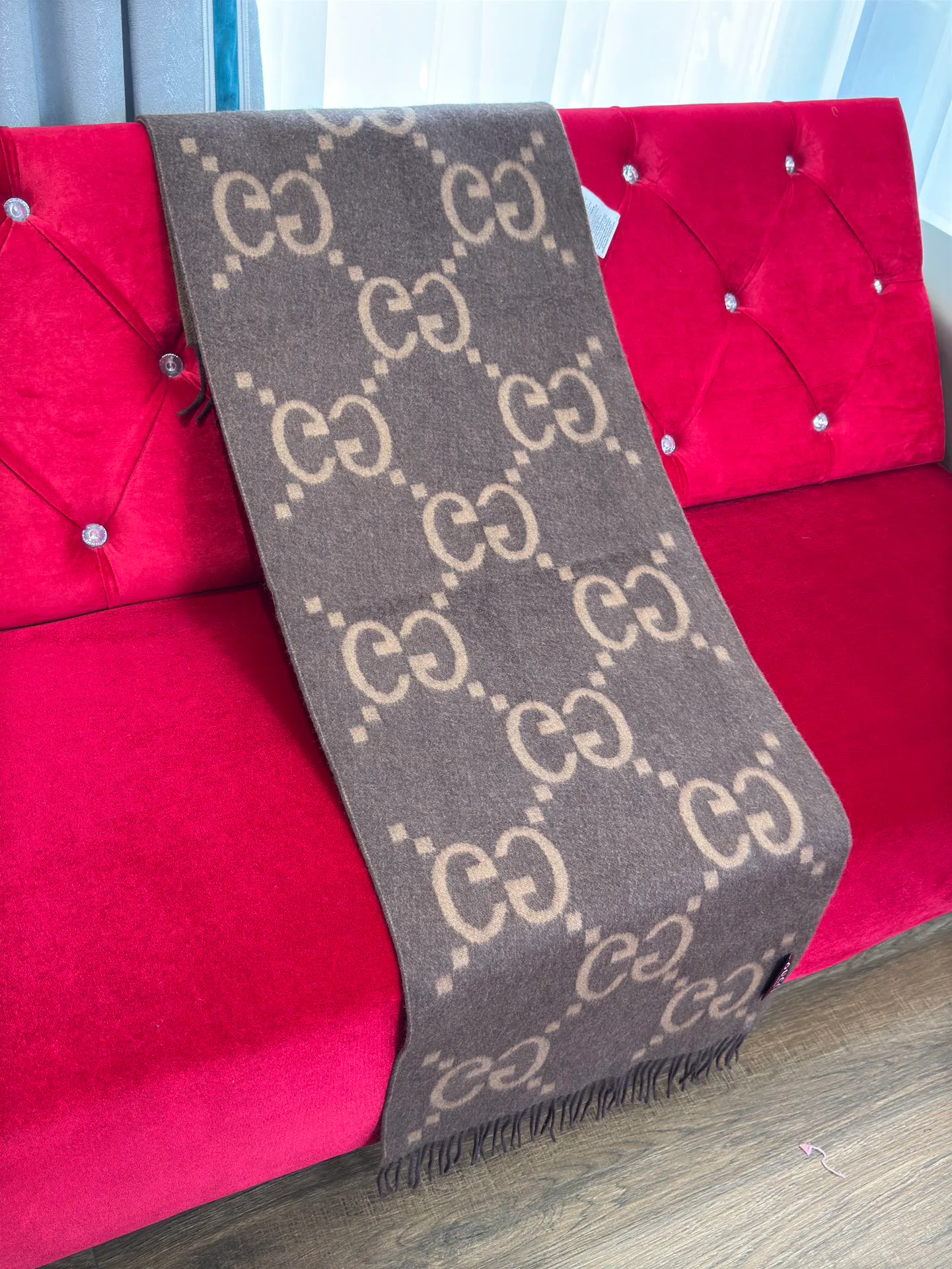 Шарфы Gucci 17935946