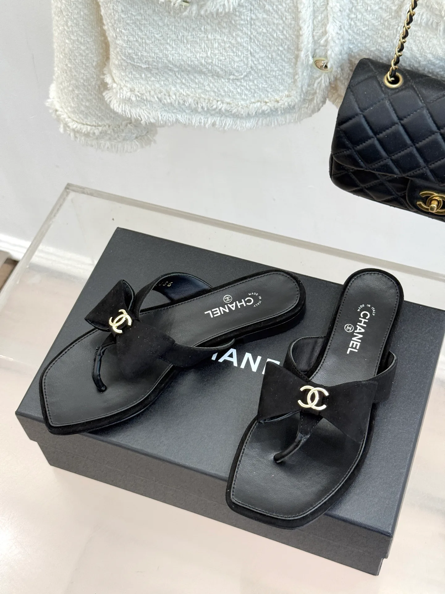 Шлепанцы Женские Chanel 16965743