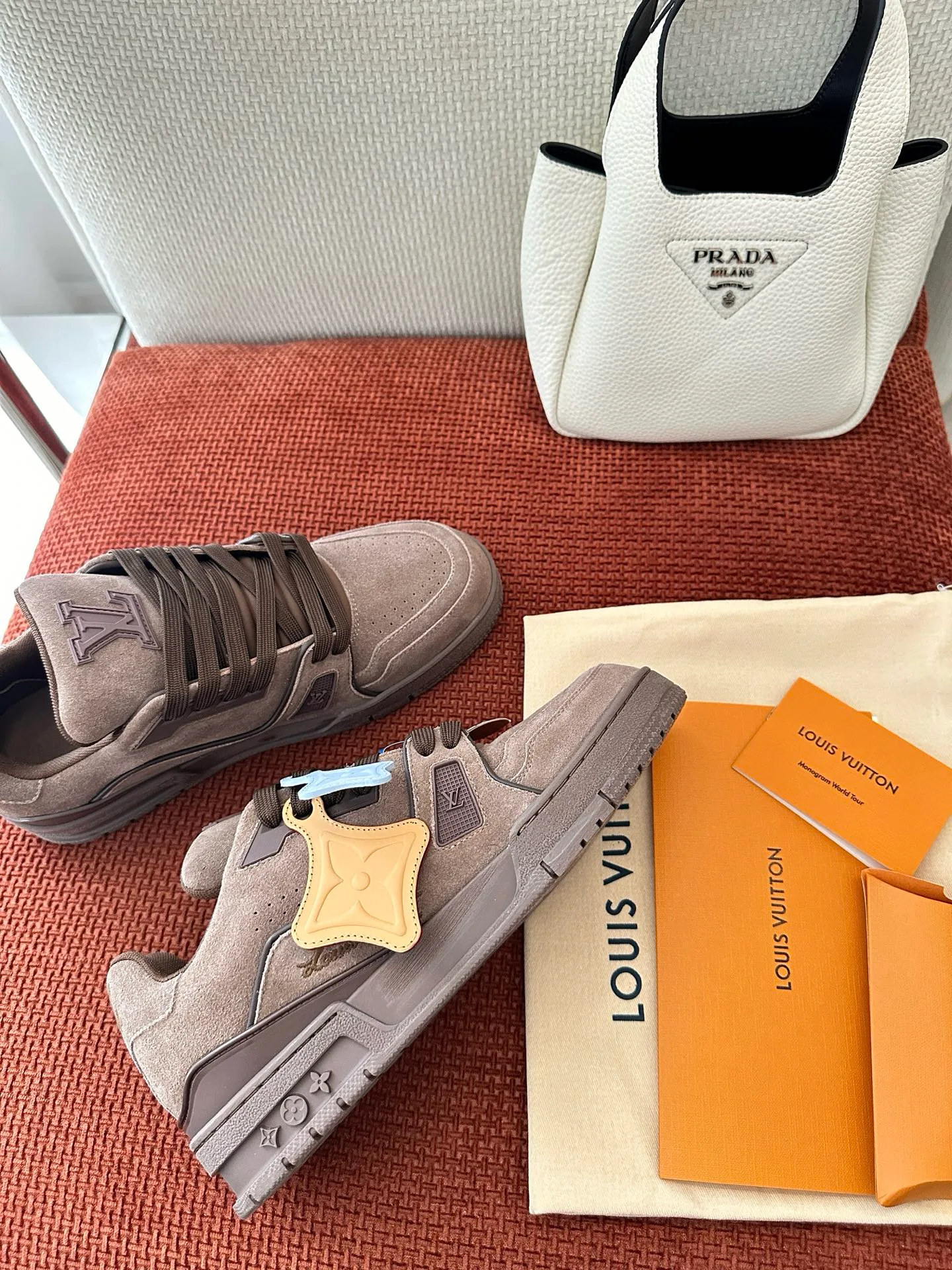 Кроссовки Мужские Louis Vuitton 17449379