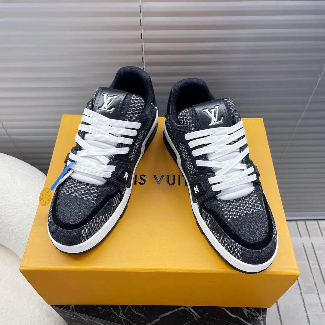 Кроссовки Женские Louis Vuitton 5494388