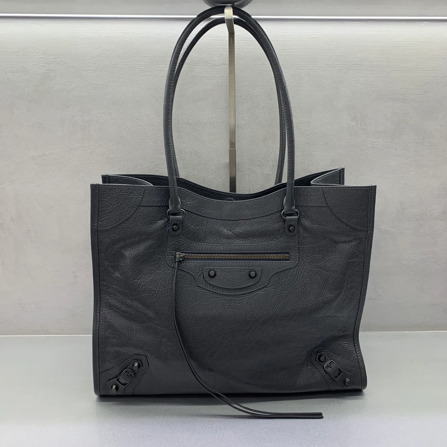 Классические Сумки Женские Balenciaga 12774247
