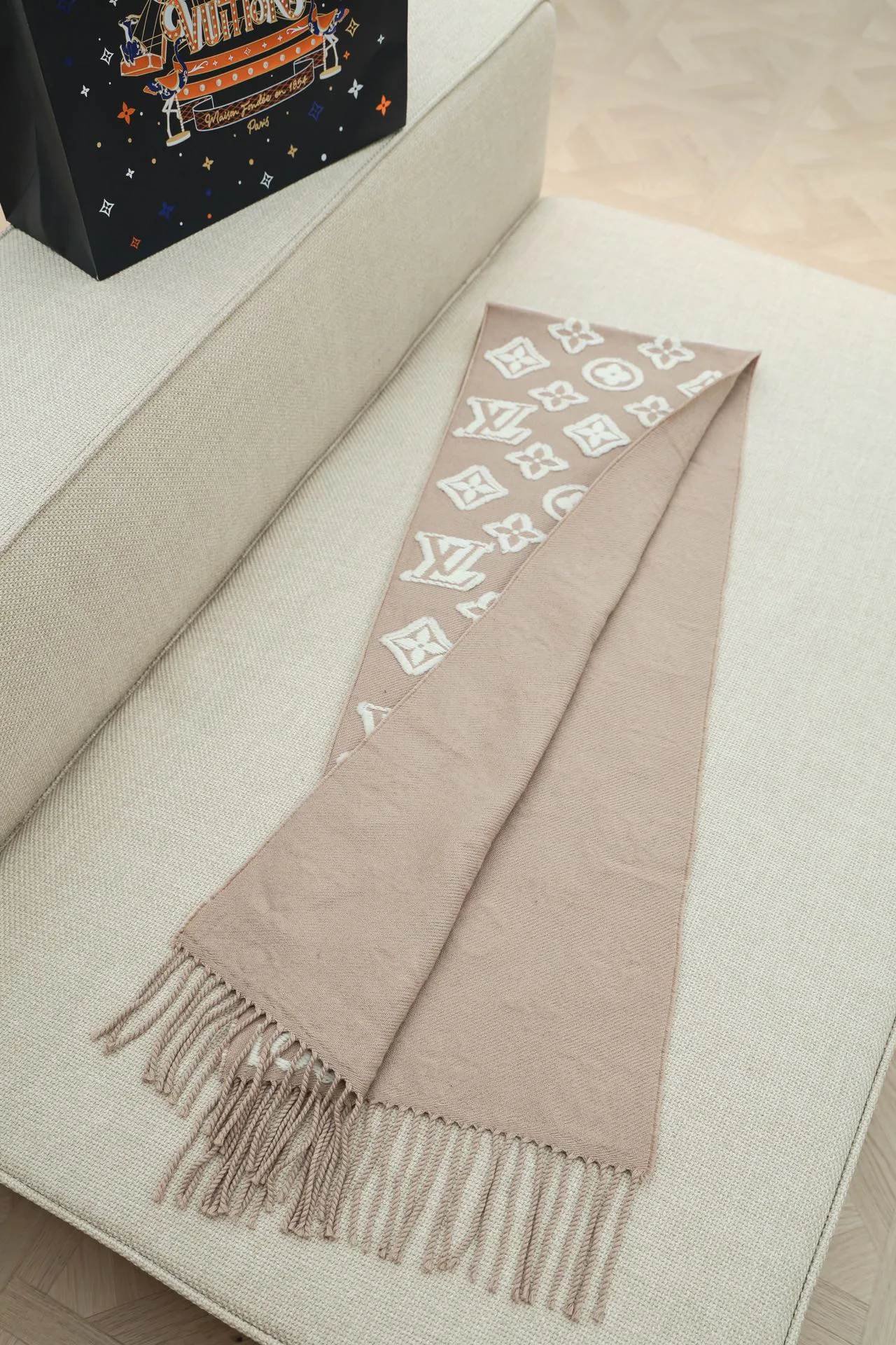 Шарфы Louis Vuitton 94394
