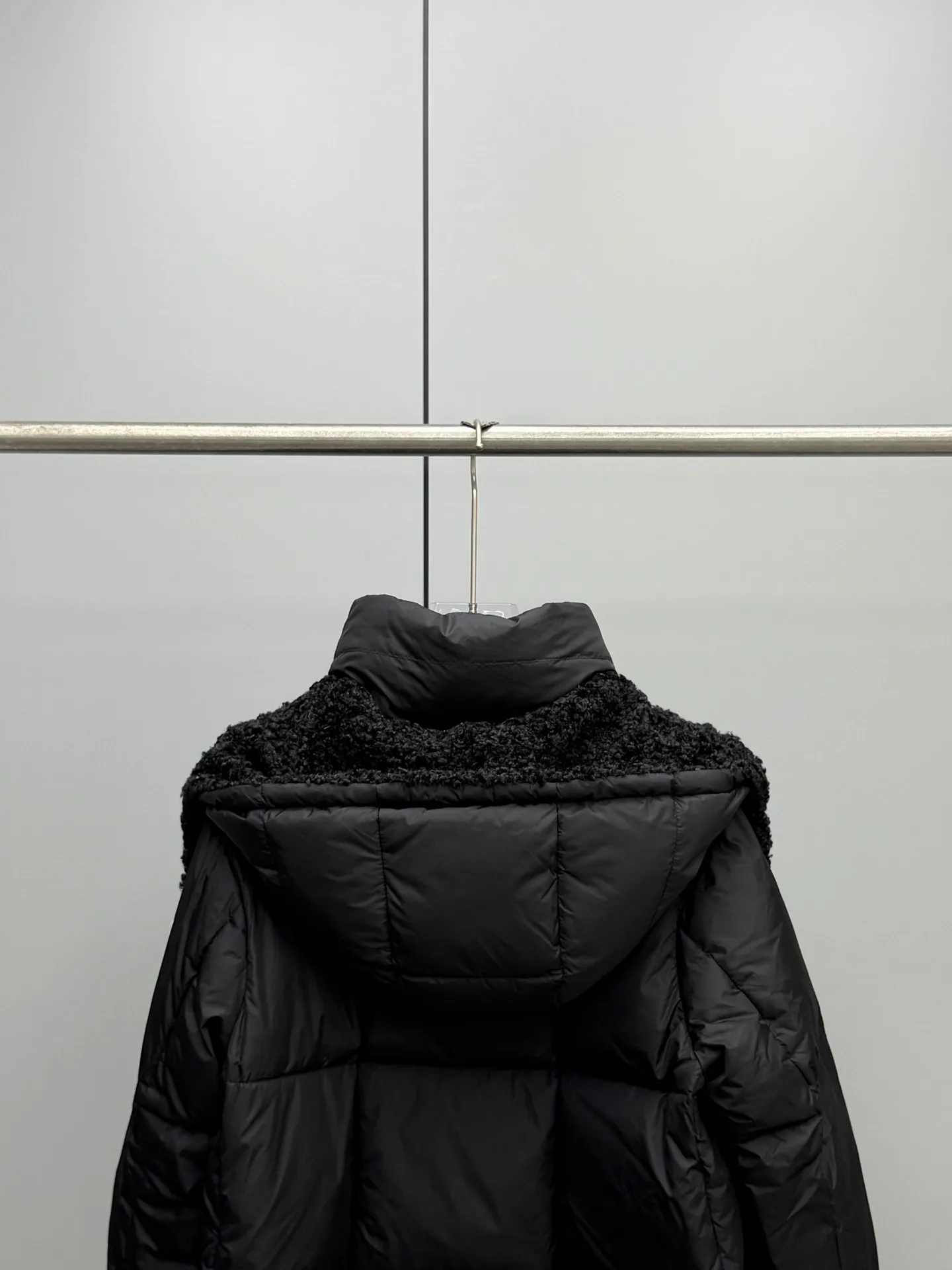 Куртки И Пуховики Женские Moncler 20137739