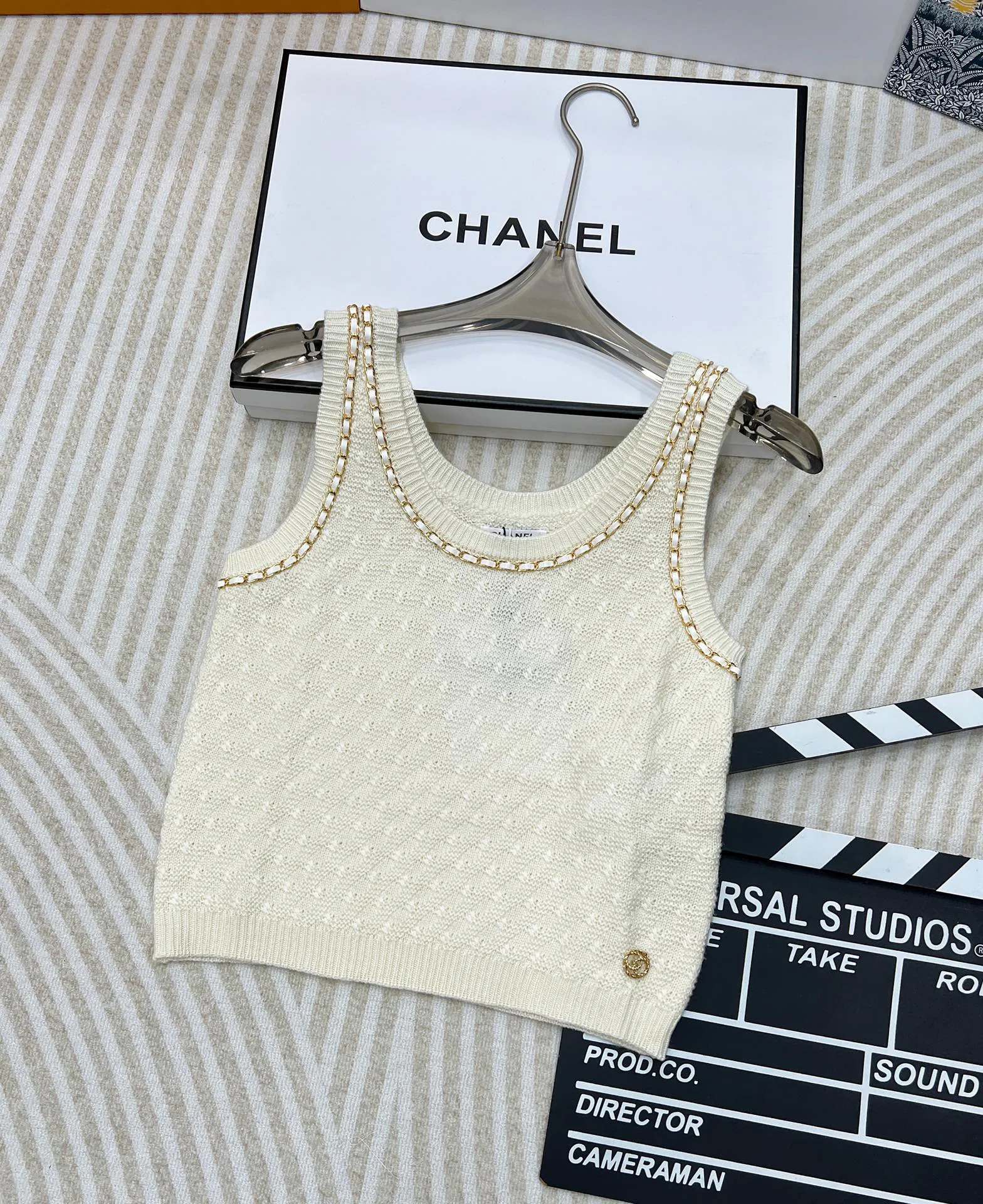 Жилеты Женские Chanel 6173075