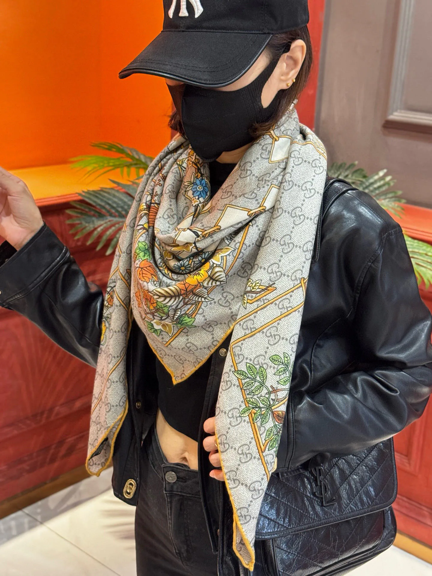 Шарфы Gucci 153877