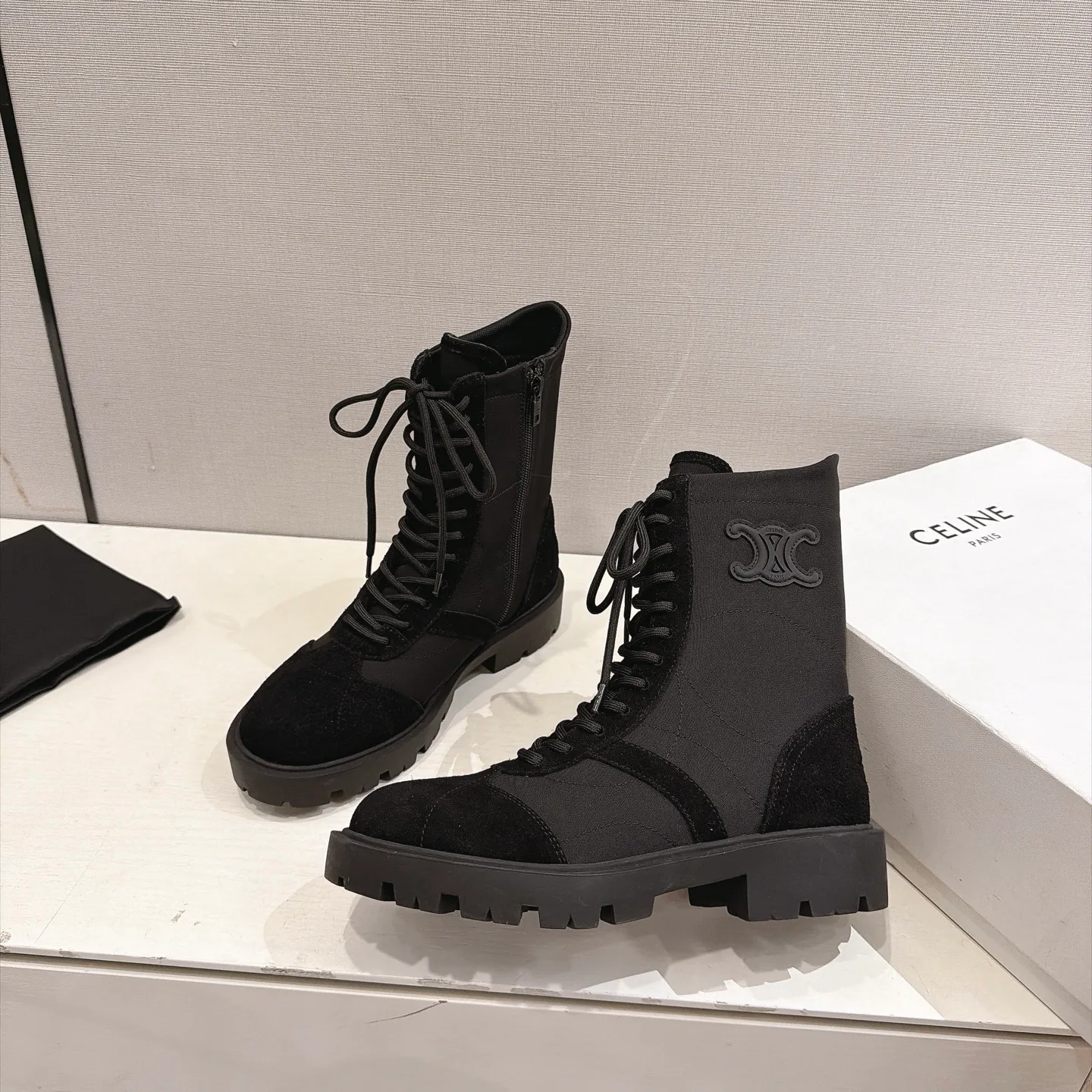 Ботинки Женские Celine 18354609