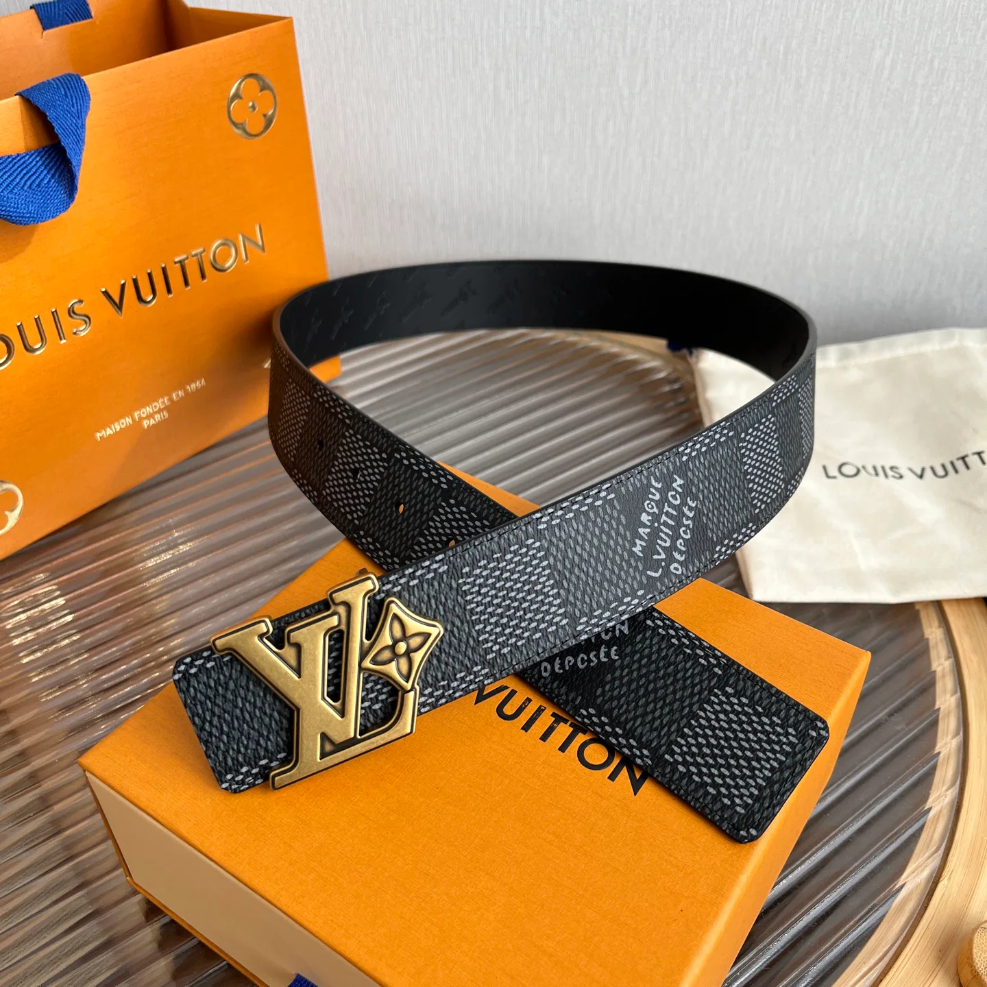 Ремни Louis Vuitton 10399067