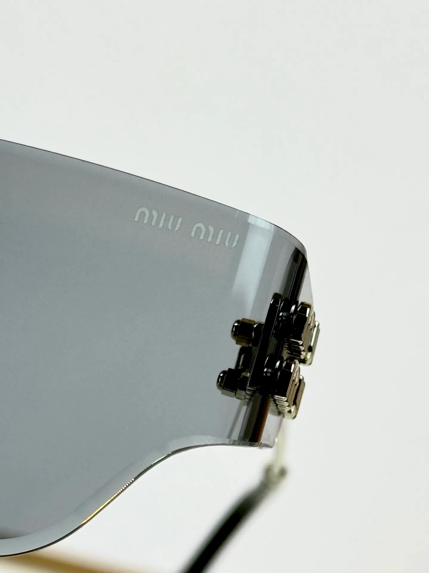 Очки Miu Miu 18118082