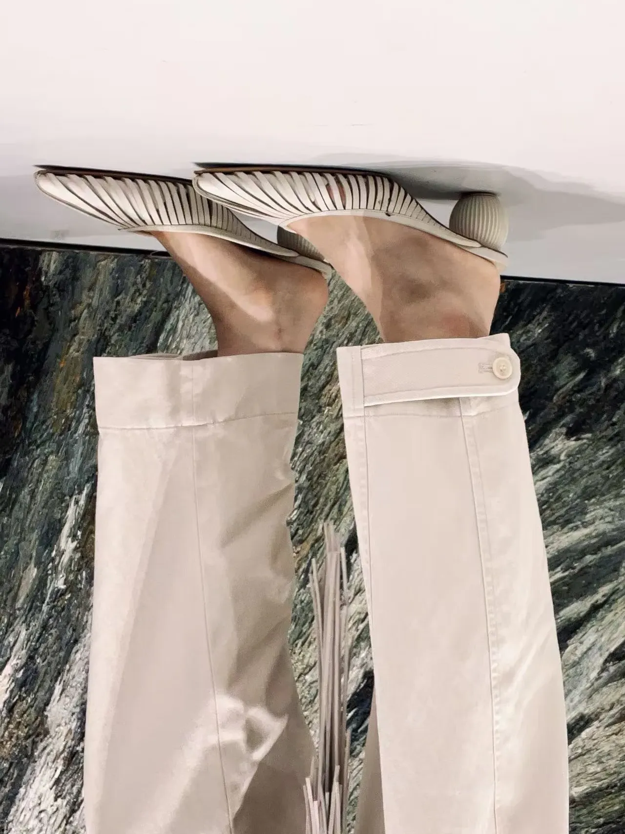 Брюки Женские Armani 5067806