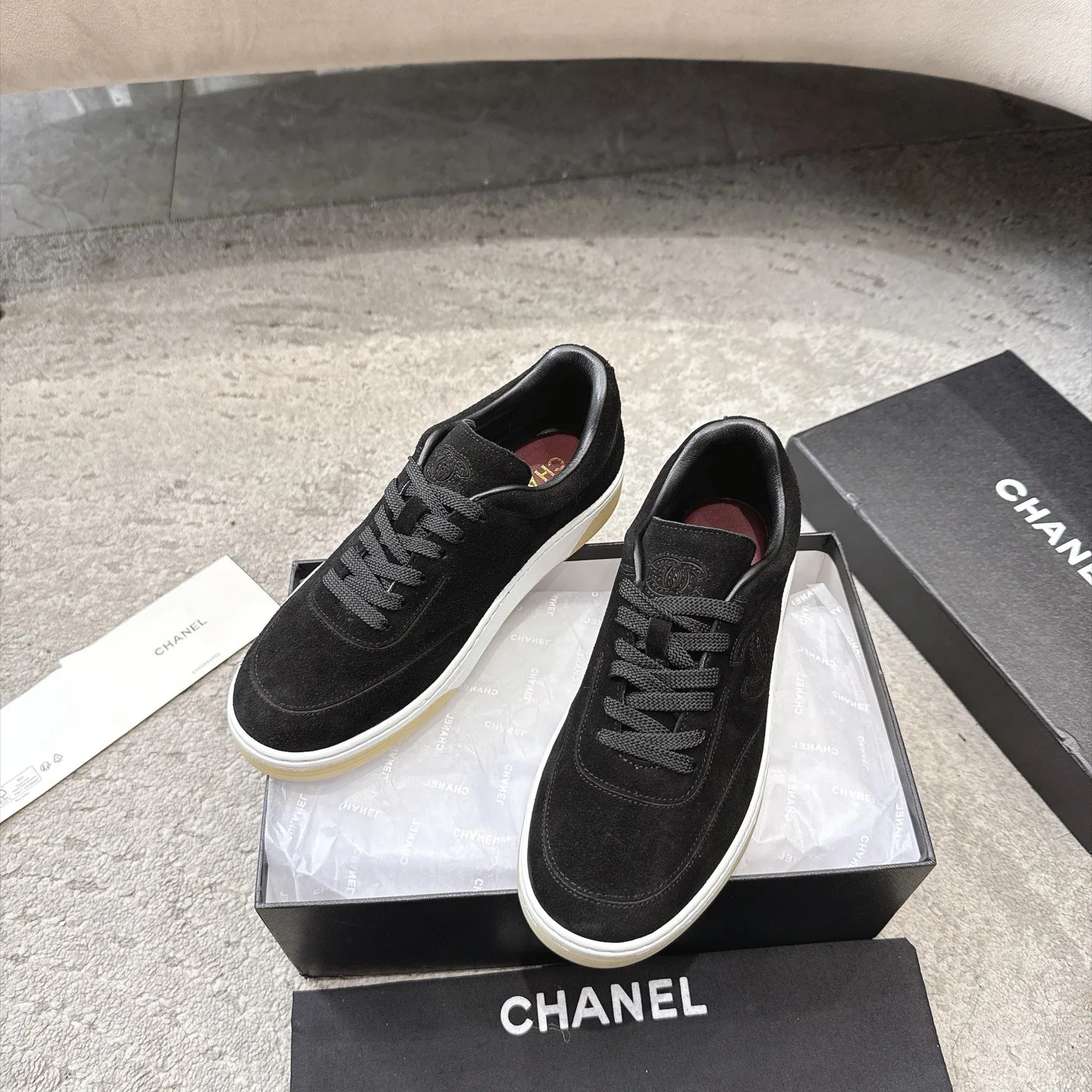 Кроссовки Женские Chanel 17933405