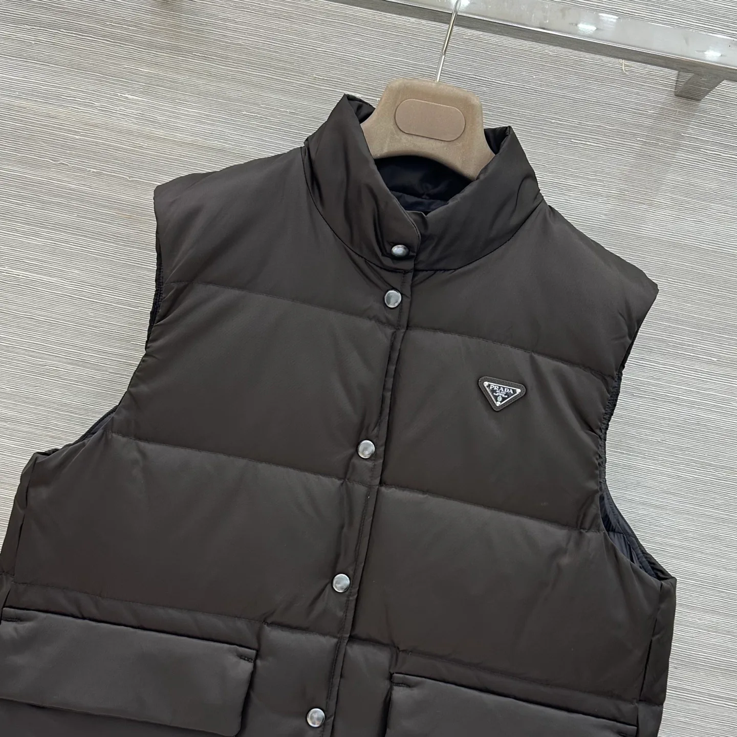 Жилеты Женские Prada 19772078