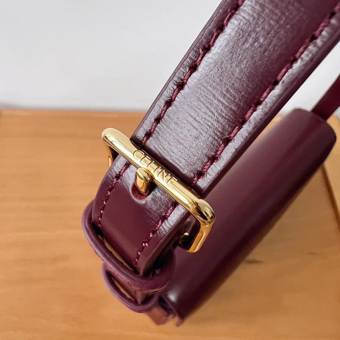 Классические Сумки Женские Celine 11692463