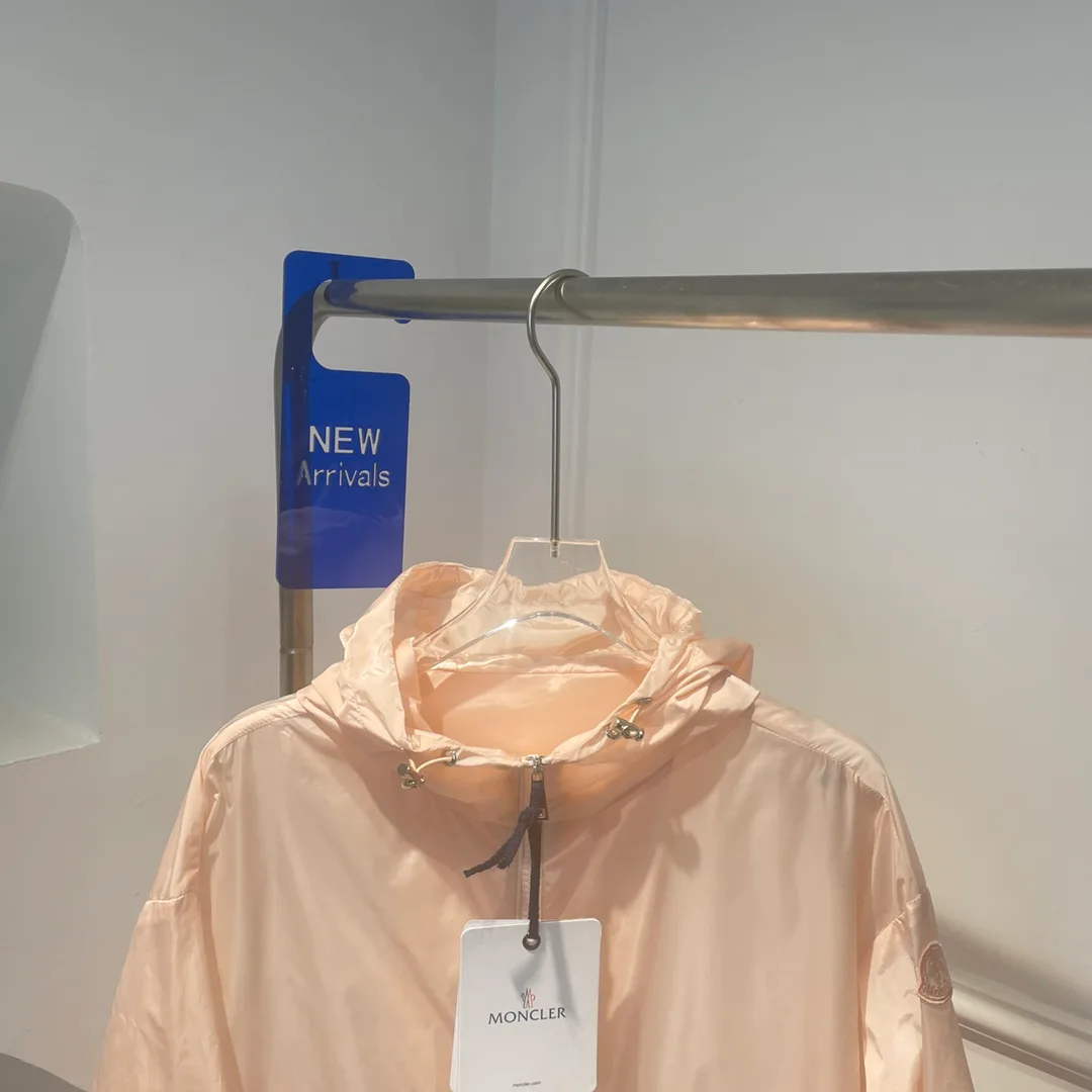 Куртки И Пуховики Женские Moncler 11239216