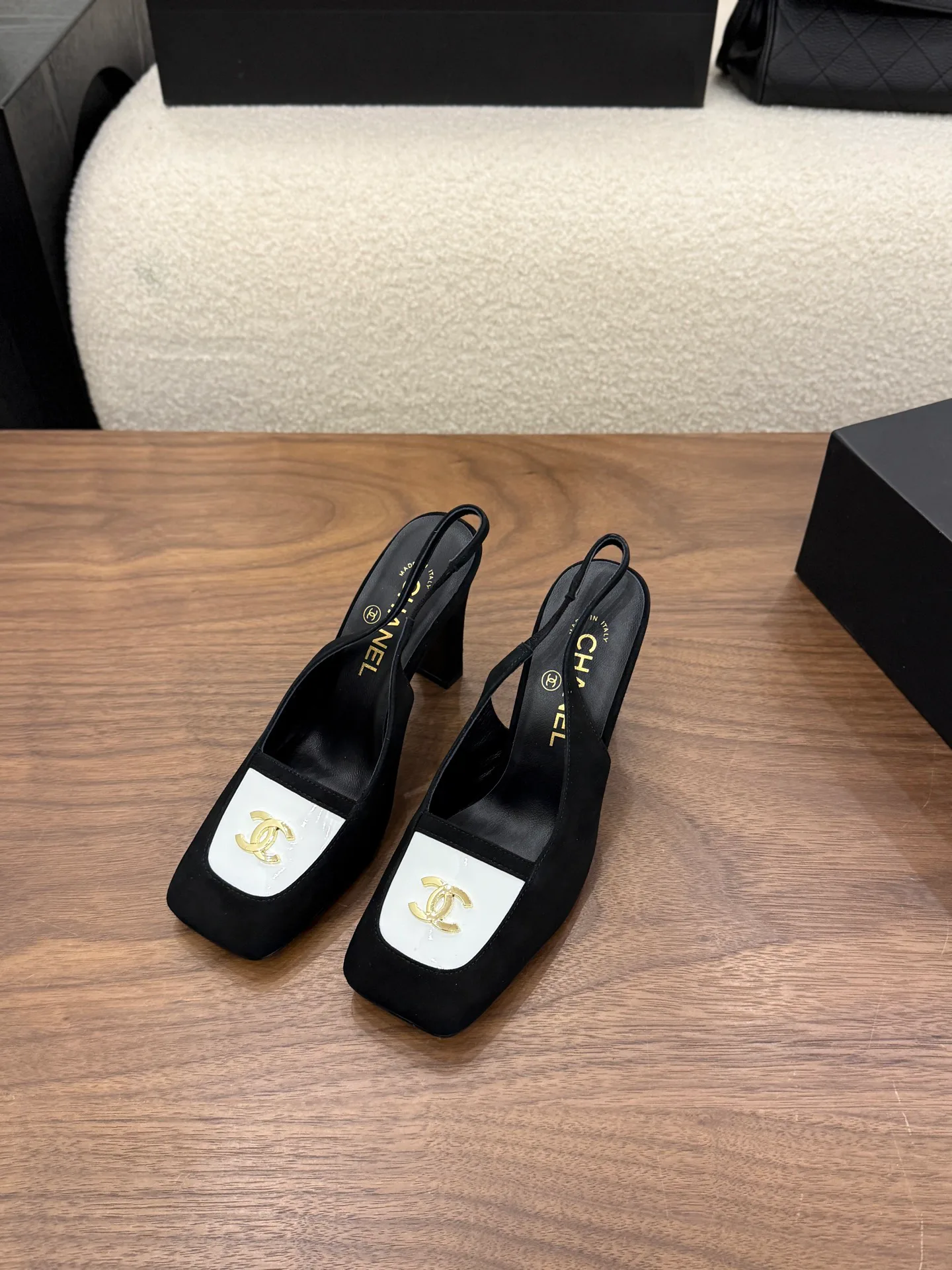 Туфли Женские Chanel 19583443
