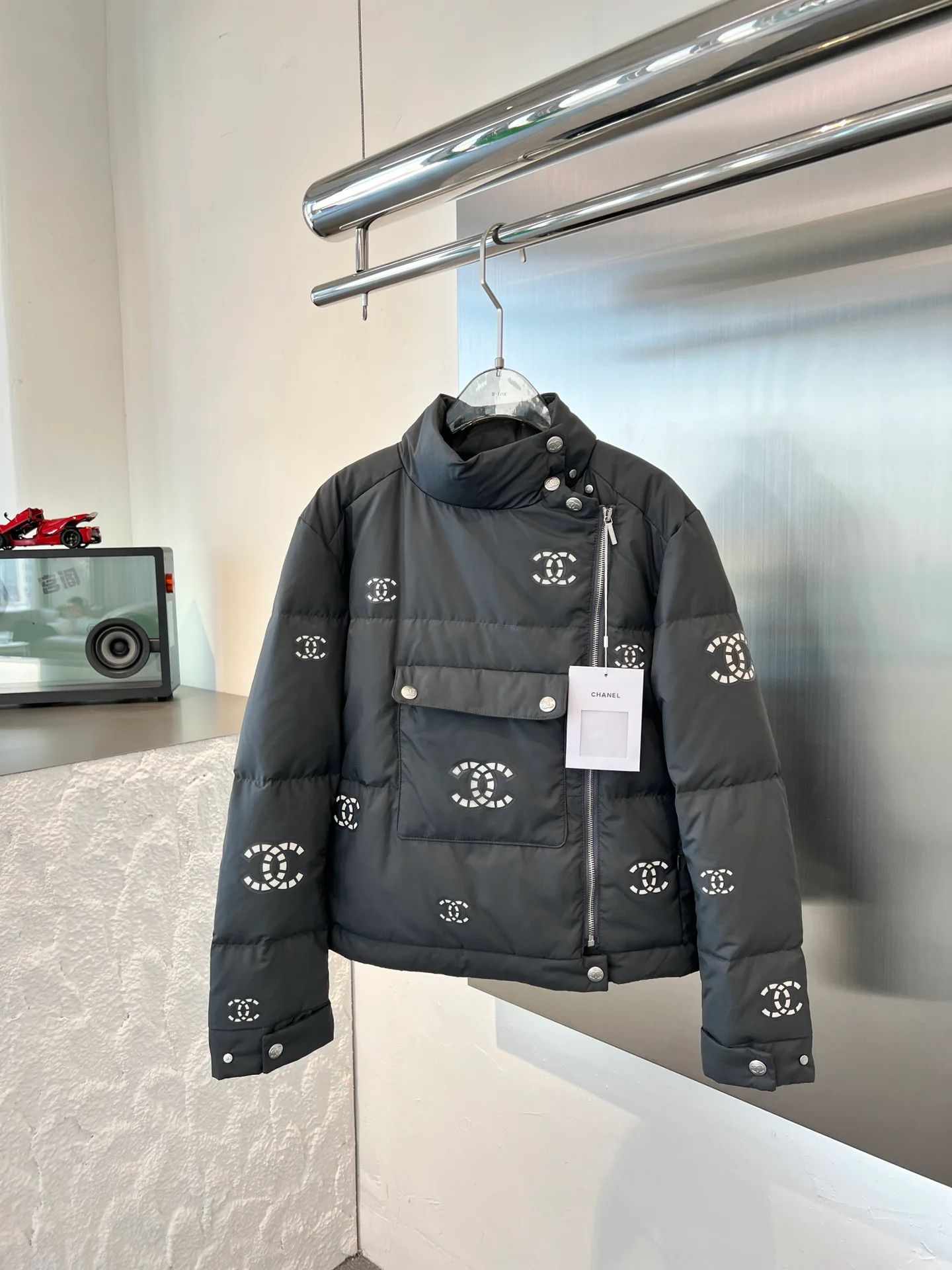 Куртки И Пуховики Мужские Chanel 1057322